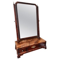 Miroir de coiffeuse à battants en acajou géorgien, vers 1780