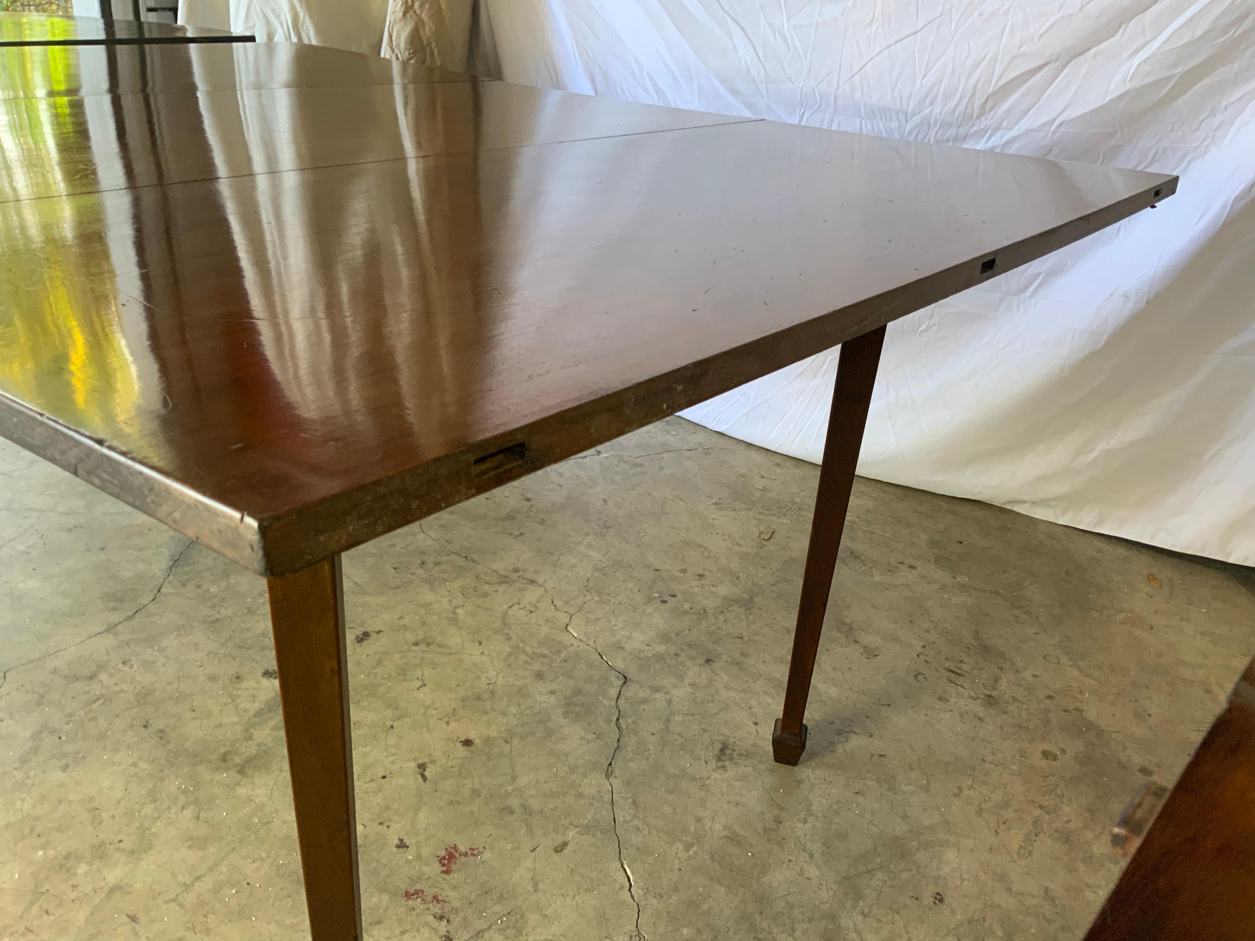 Georgian Mahogany Three Piece Dining Table 8