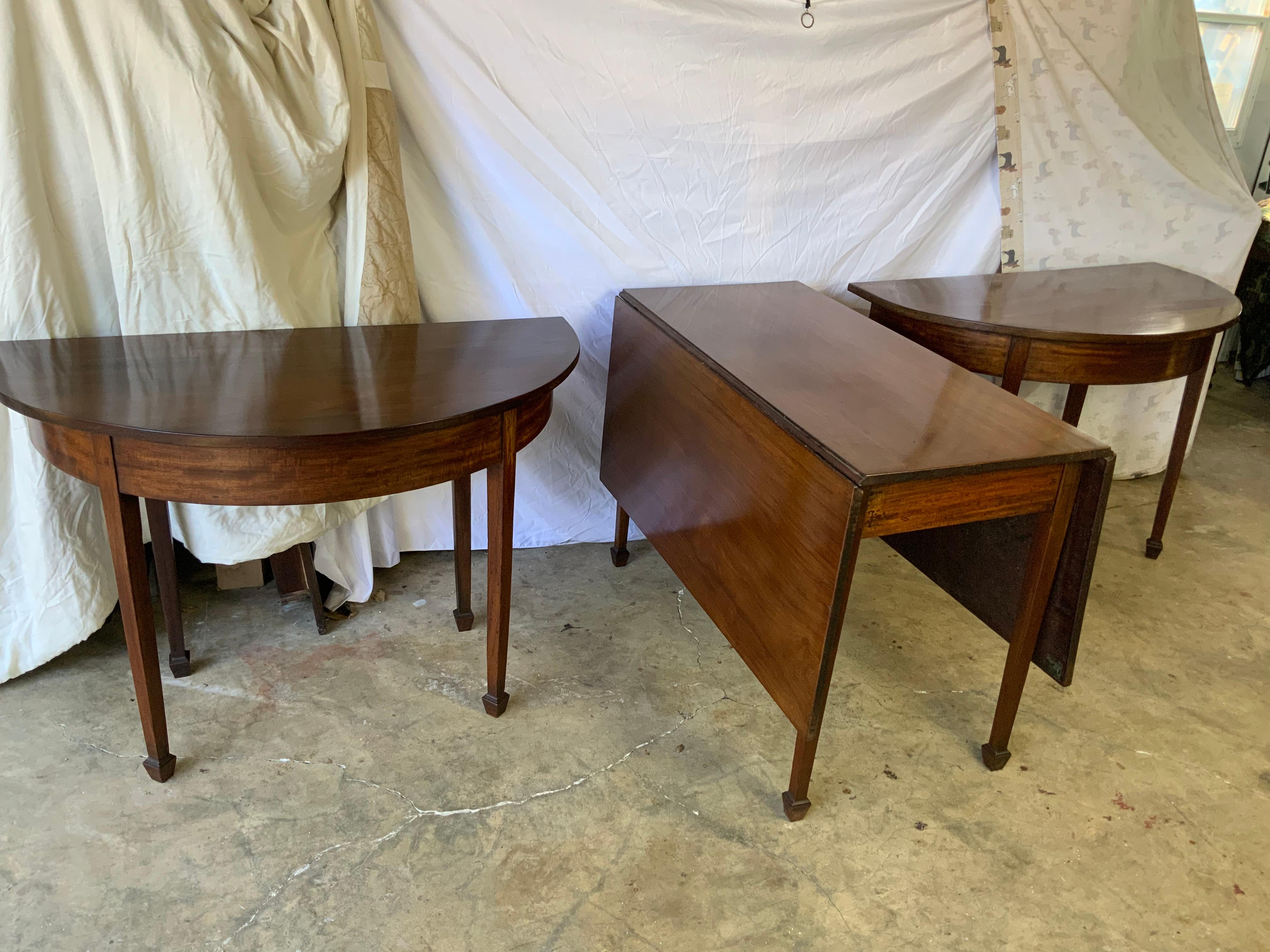 Georgian Mahogany Three Piece Dining Table 9