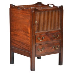 Antique Georgian mahogany tray-top commode bedside cabinet
