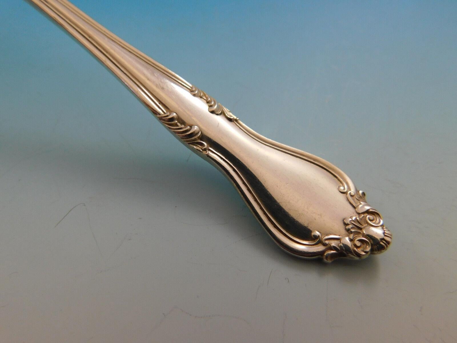 Georgian Manor by Lunt Sterling Silver Flatware Service for 12 Set 60 pieces In Excellent Condition For Sale In Big Bend, WI