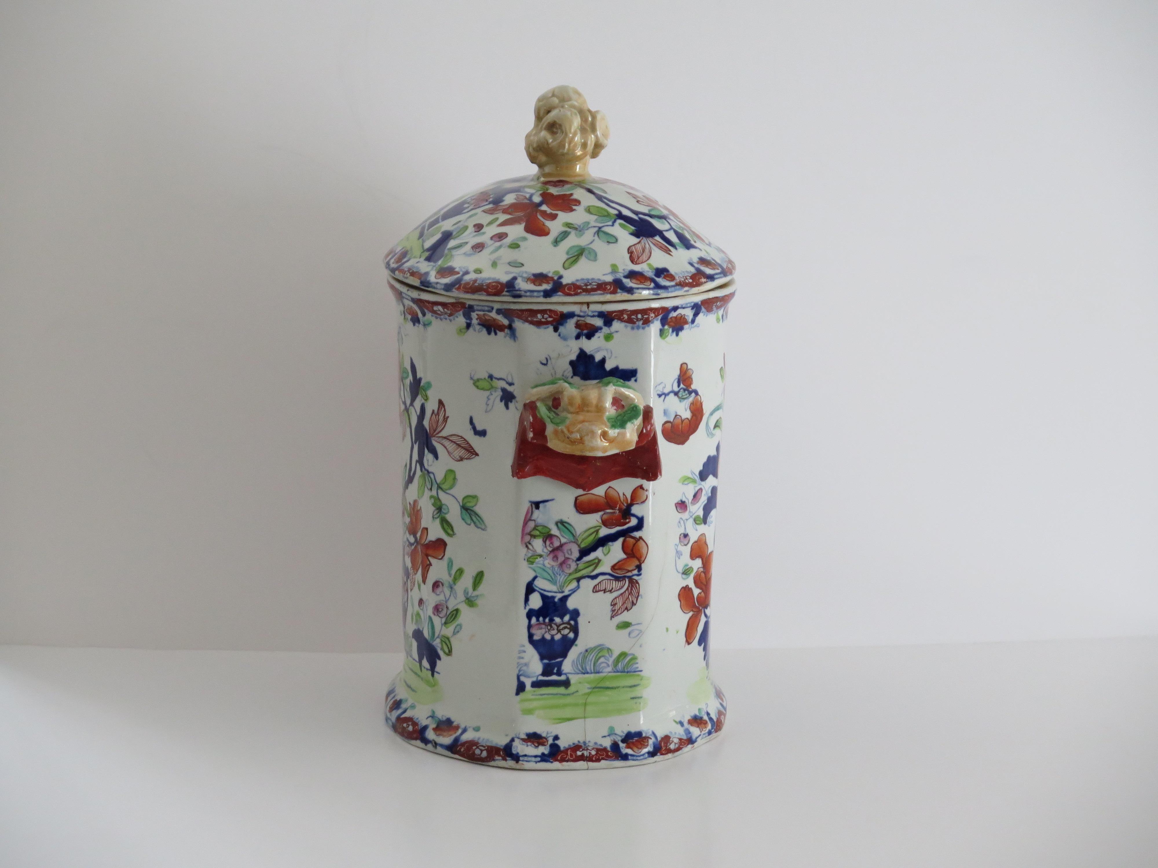 Hand-Painted Georgian Mason's Ironstone Bread Bin in Vase and Jardinière Pattern,  Circa 1815 For Sale