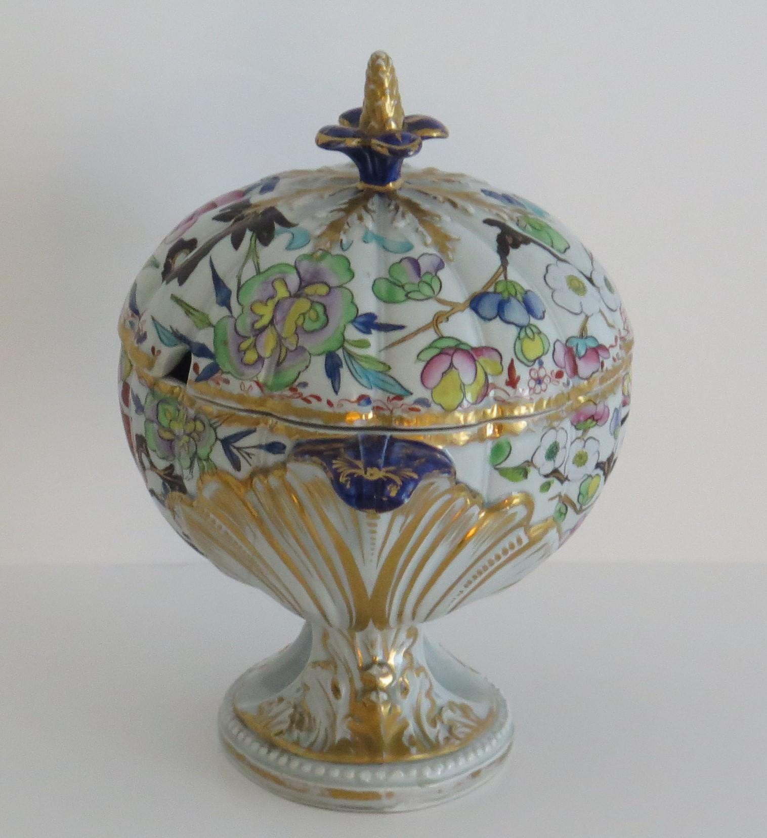 Hand-Painted Georgian Mason's Ironstone Desert Tureen & Lid in Chinese Thorn pattern, Ca 1818