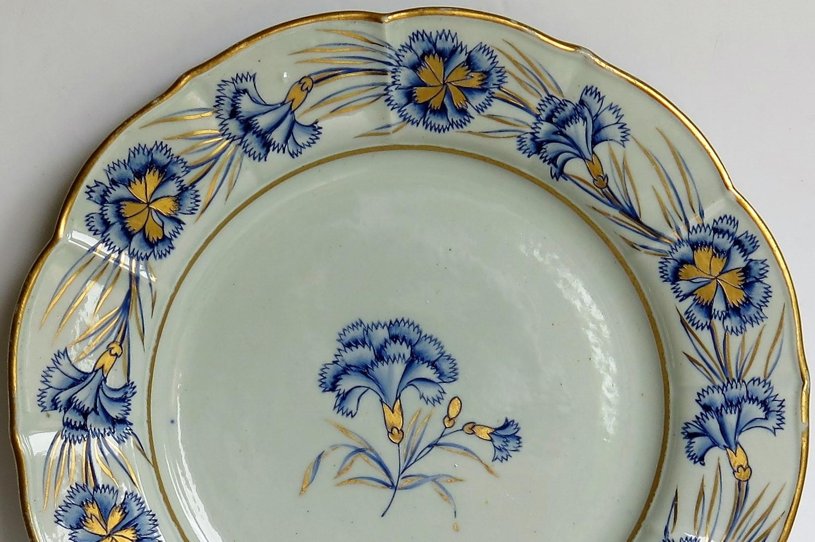 Georgian Mason's Ironstone Dinner Plate Hand Painted rare Blue Carnation Pattern In Good Condition In Lincoln, Lincolnshire