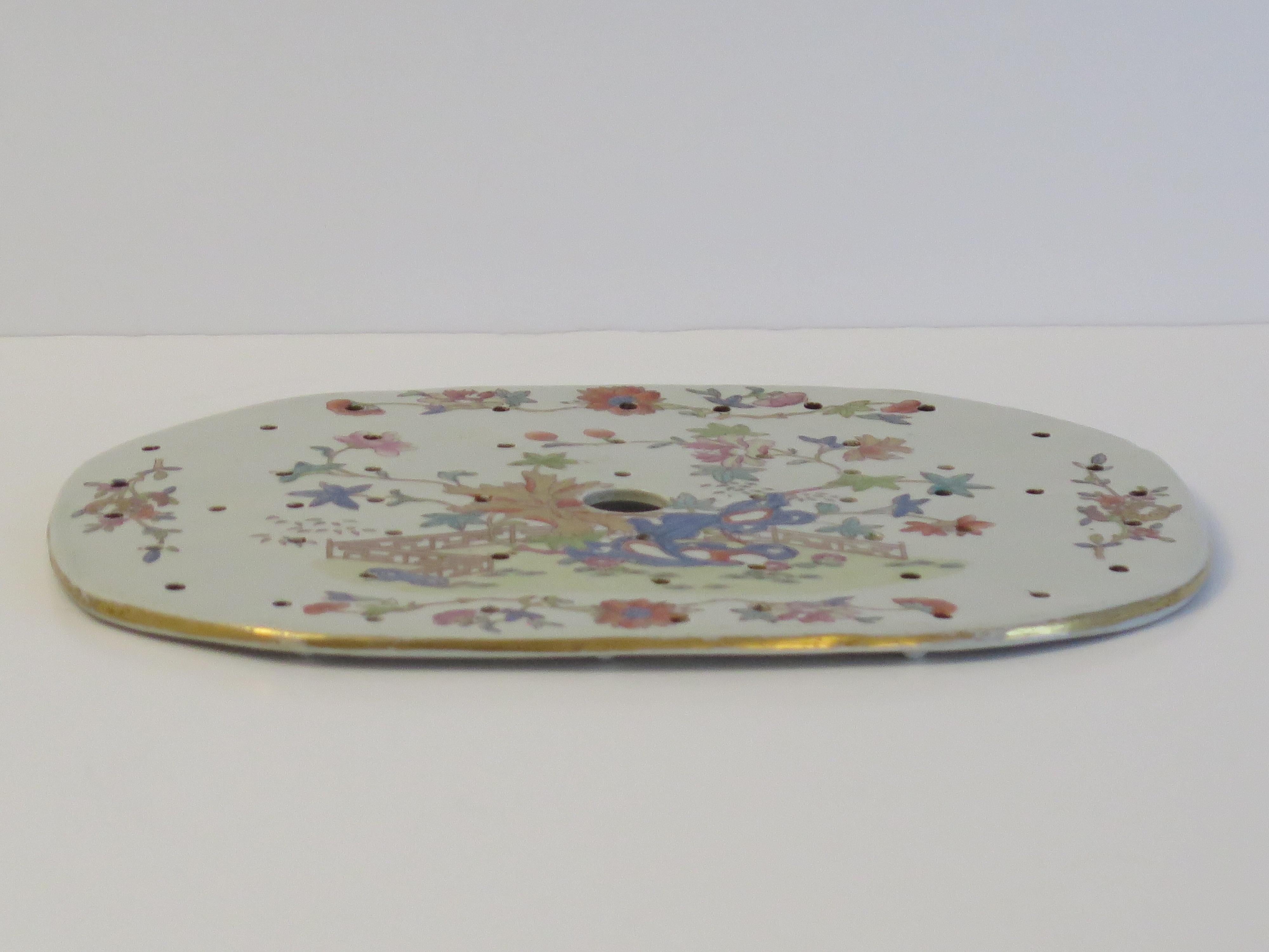 English Georgian Mason's Ironstone Drainer Plate in Fence Rock and Tree Pattern, Ca 1818 For Sale