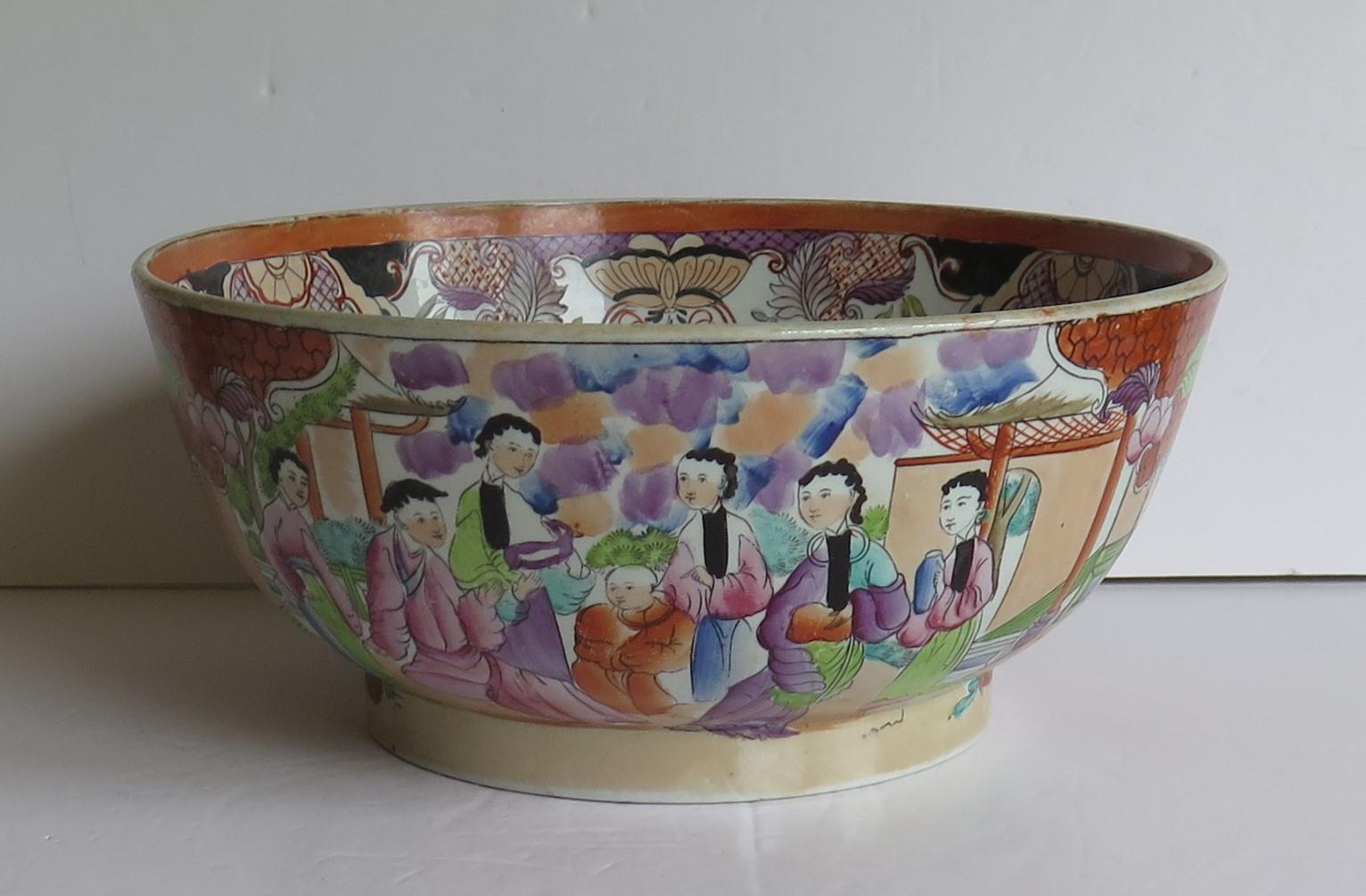 Chinoiserie Georgian Mason's Ironstone Large Bowl in Red Scale People Pattern, Circa 1815