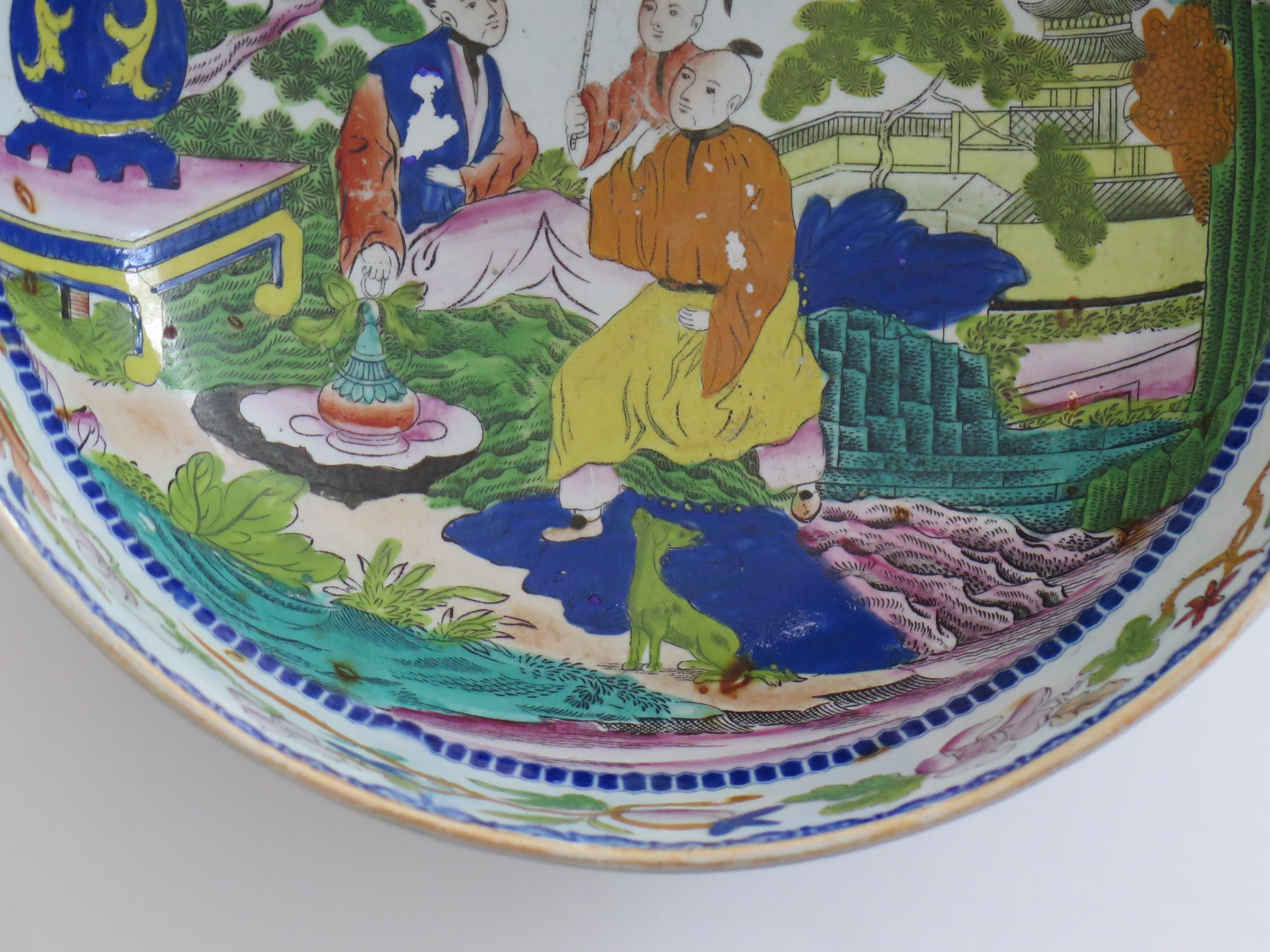 Georgian Masons Ironstone large Punch Bowl in rare Mogul Pattern, circa 1815 For Sale 5