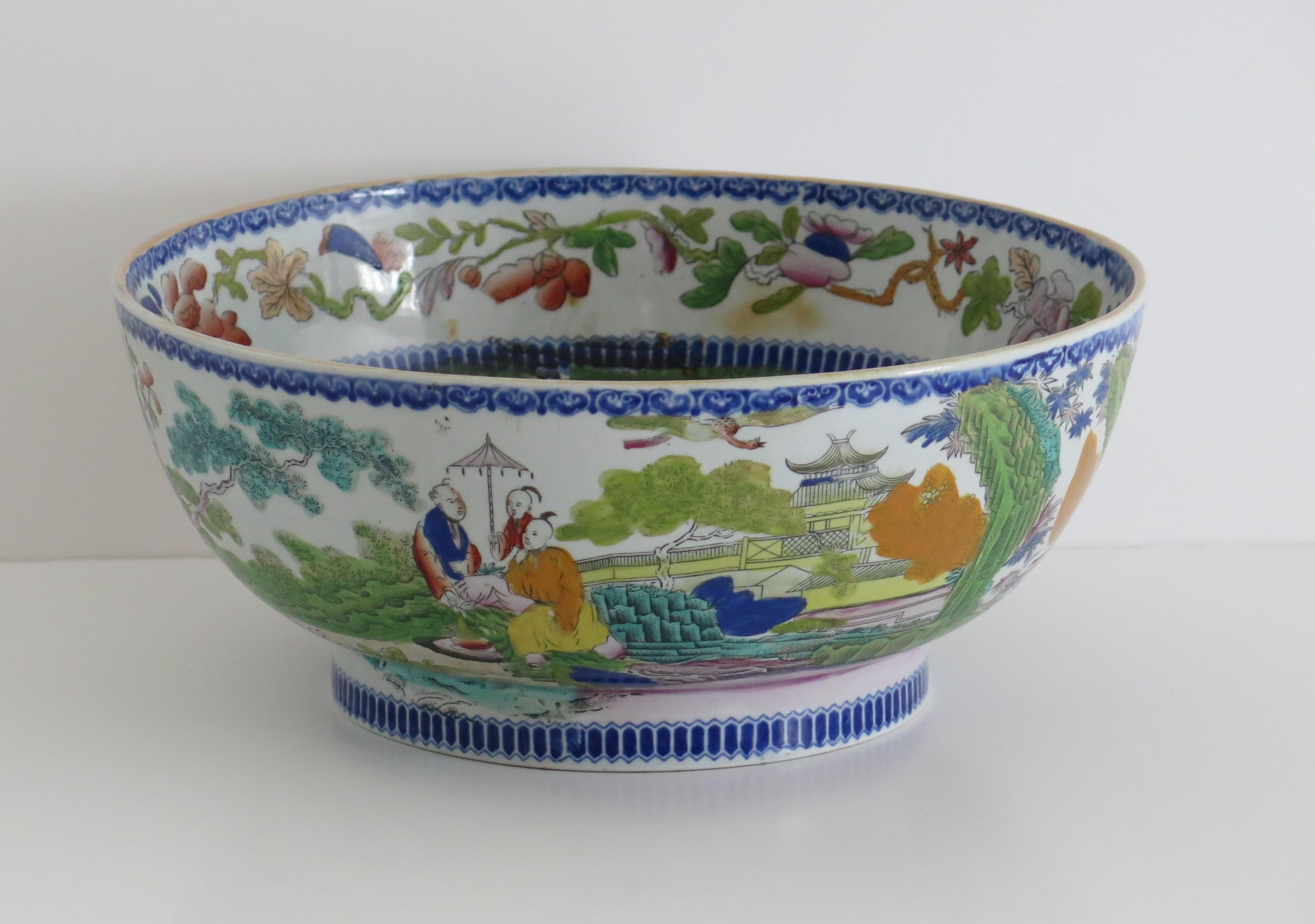 Hand-Painted Georgian Masons Ironstone large Punch Bowl in rare Mogul Pattern, circa 1815 For Sale