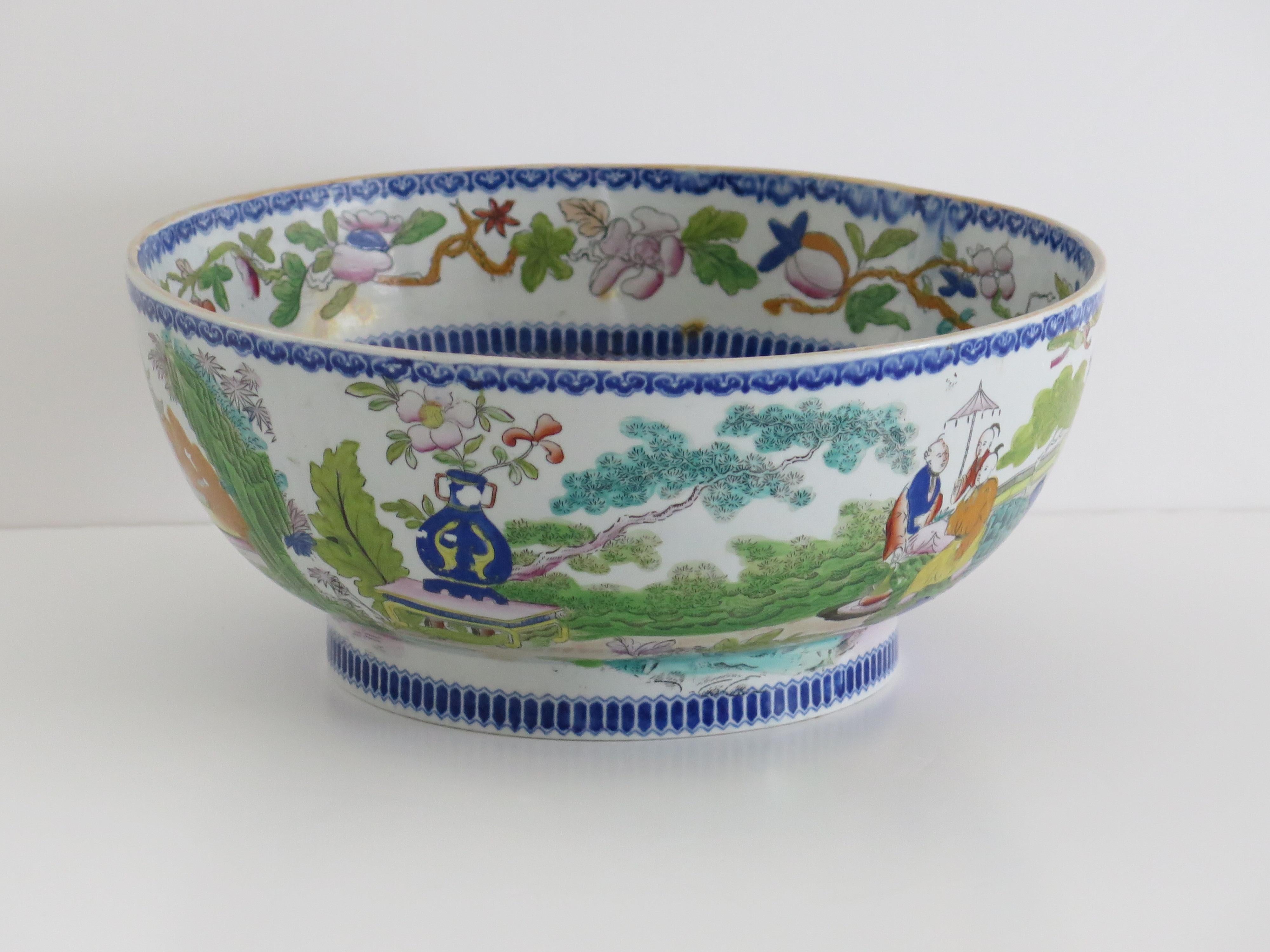 Georgian Masons Ironstone large Punch Bowl in rare Mogul Pattern, circa 1815 For Sale 2