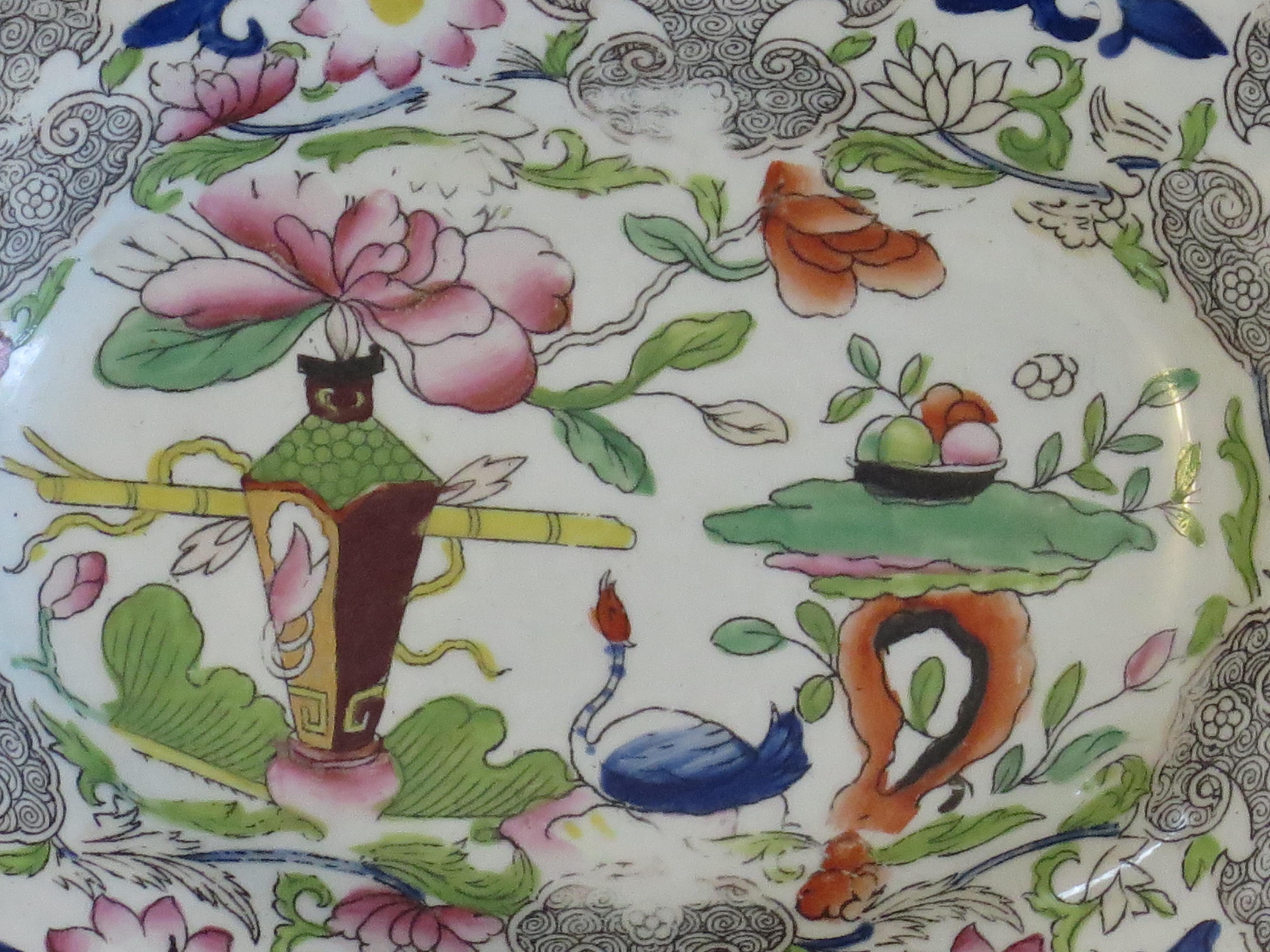 Georgian Mason's Ironstone Oval Dish in Table & Flower Pot Pattern, circa 1818 1