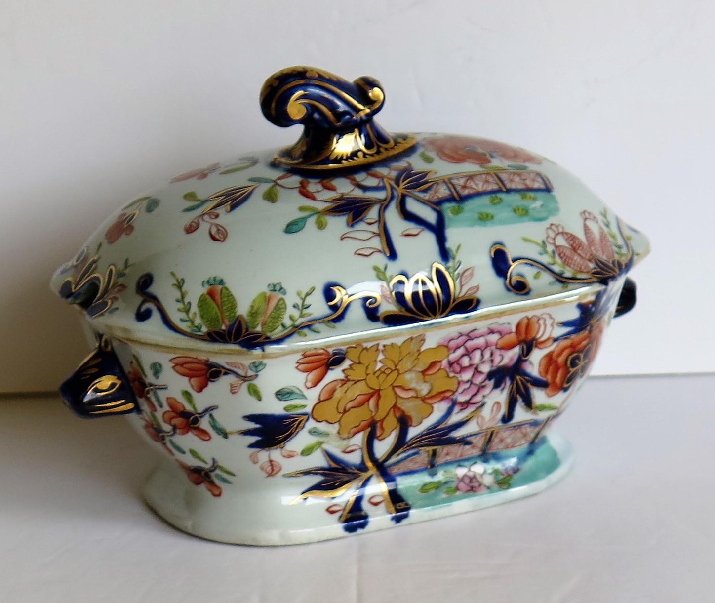 Chinoiserie Georgian Mason's Ironstone Sauce Tureen and Cover Gilded Rose Japan Pattern