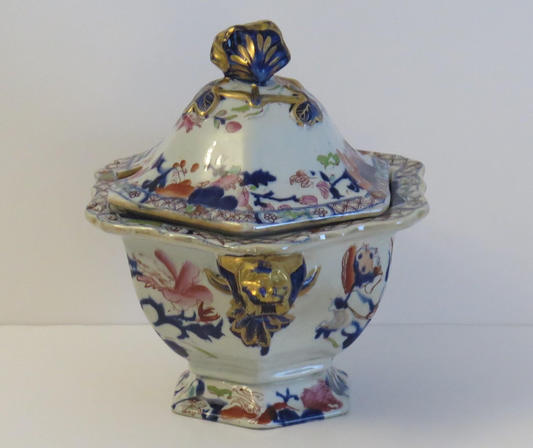 Hand-Painted Georgian Mason's Ironstone Sauce Tureen & Lid Gilded Water Lily Pattern, Ca 1820 For Sale