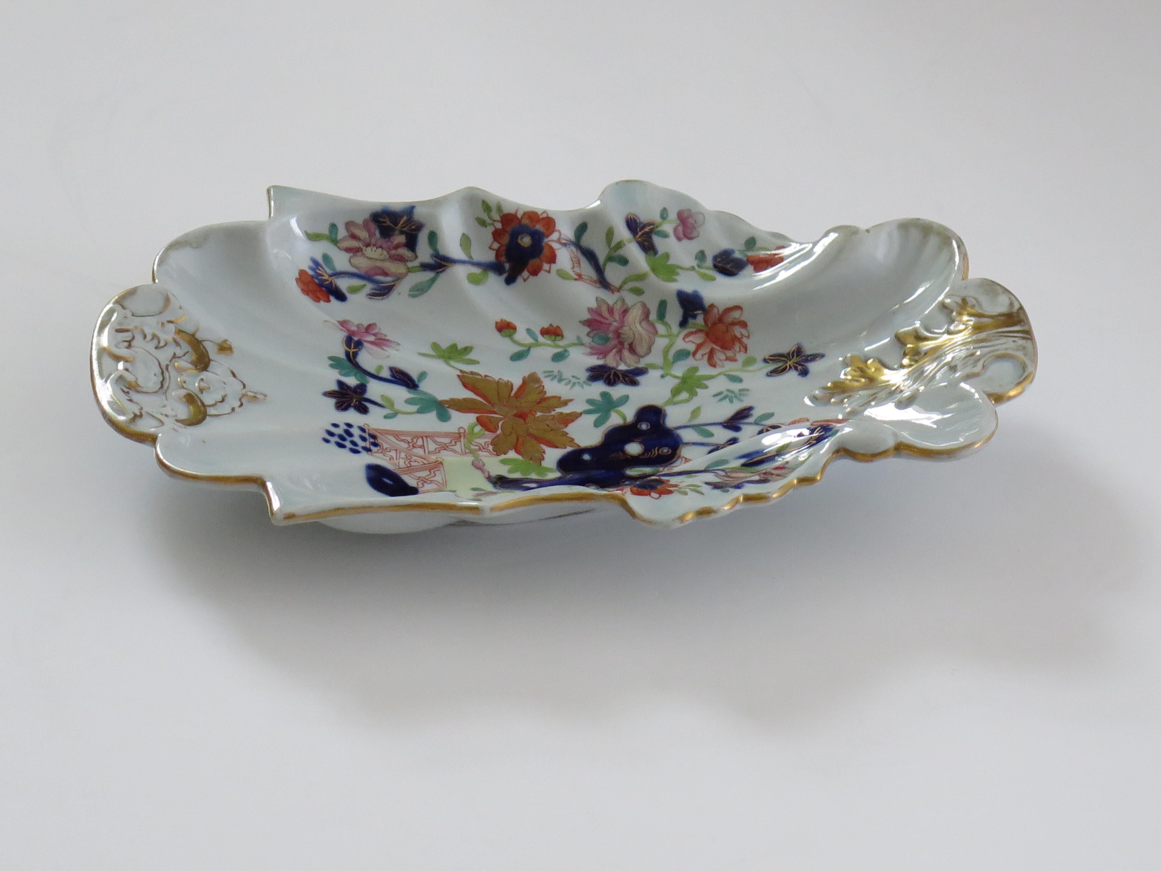 Georgian Masons Ironstone Serving Dish in Fence Rock & Tree gilded Ptn, Ca 1818 For Sale 1
