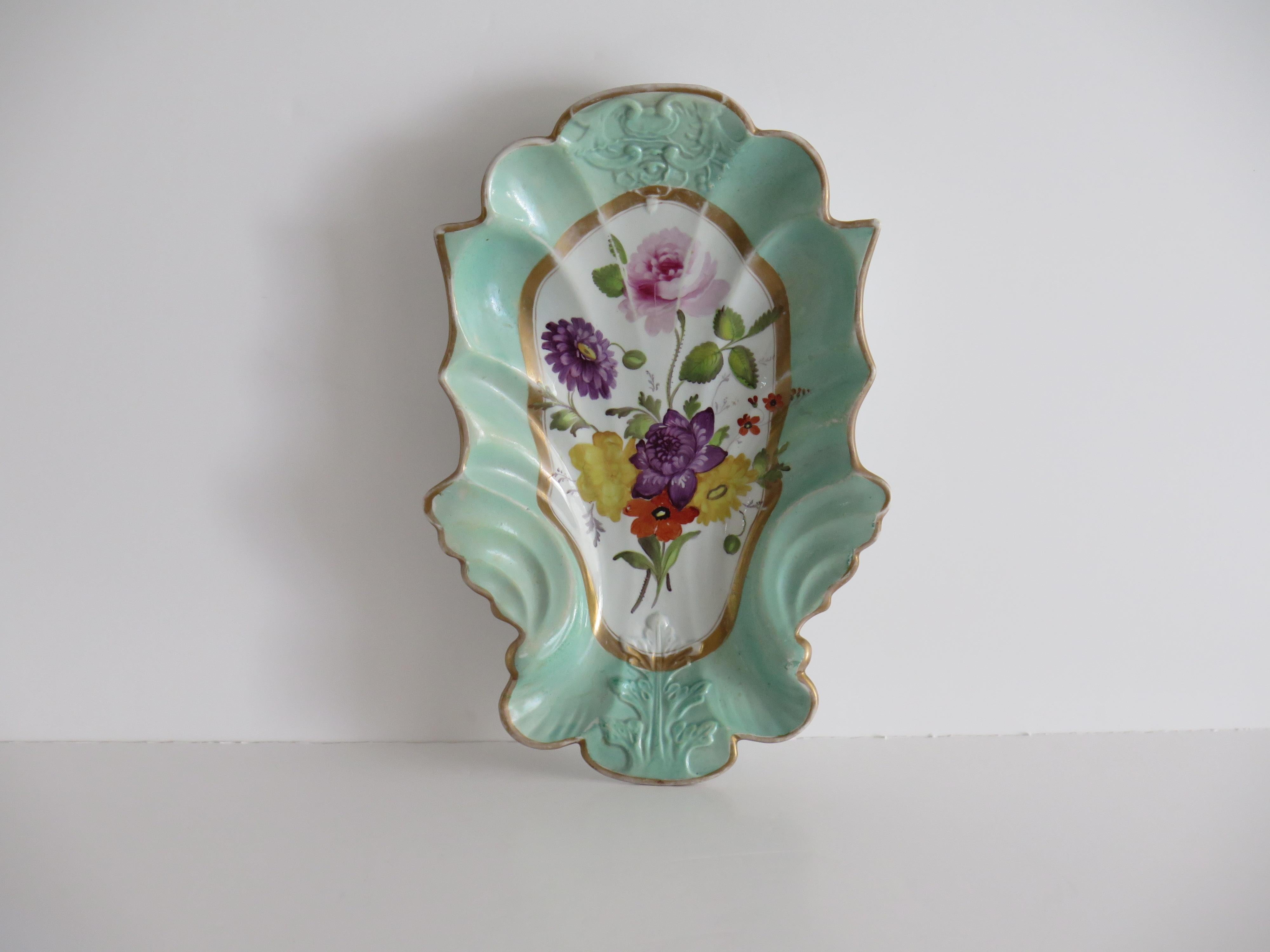 Plato o fuente de servir georgiano de Mason's Ironstone en Ptn de flores mixtas, ca 1818 De campo en venta
