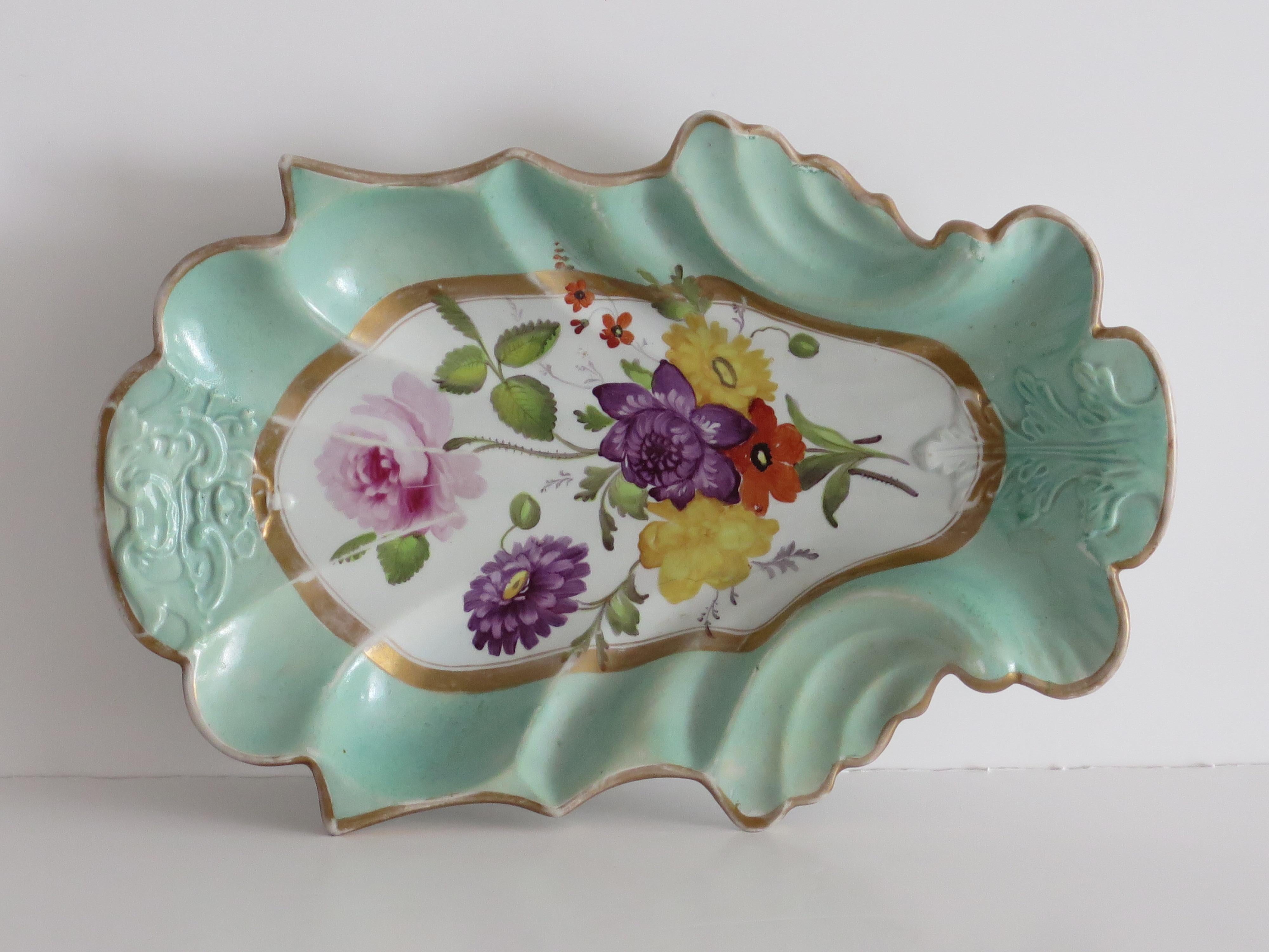 Plato o fuente de servir georgiano de Mason's Ironstone en Ptn de flores mixtas, ca 1818 Piedra de hierro en venta