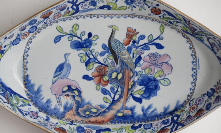 Hand-Painted Georgian Mason's Ironstone Serving Dish in Oriental Pheasant Pattern, Ca 1820 For Sale
