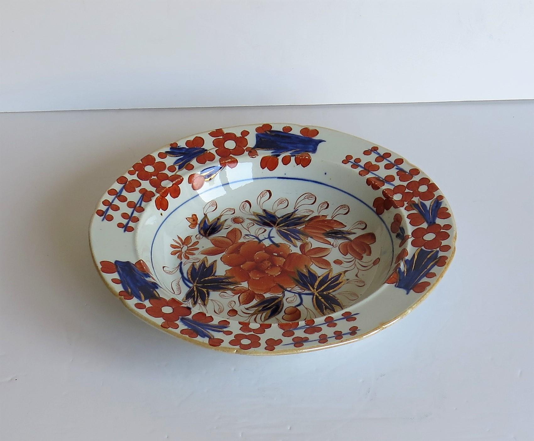 Georgian Mason's Ironstone Soup Bowl or Plate in Rare Rose Japan Ptn, circa 1815 In Good Condition In Lincoln, Lincolnshire