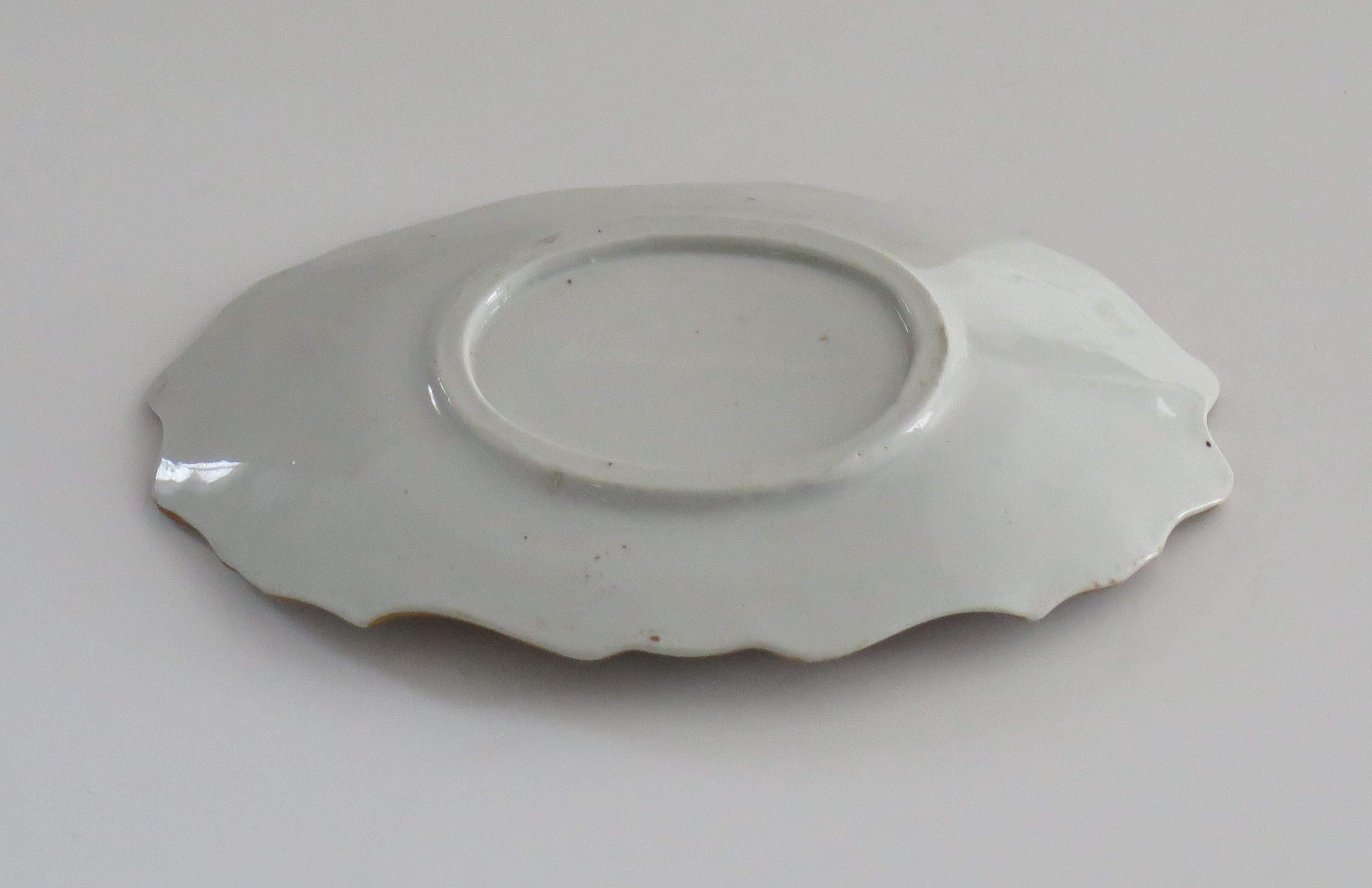 Georgian Mason's Ironstone Spoon Dish Large Spay Cabbage Leaf Ptn, Ca 1818 For Sale 3