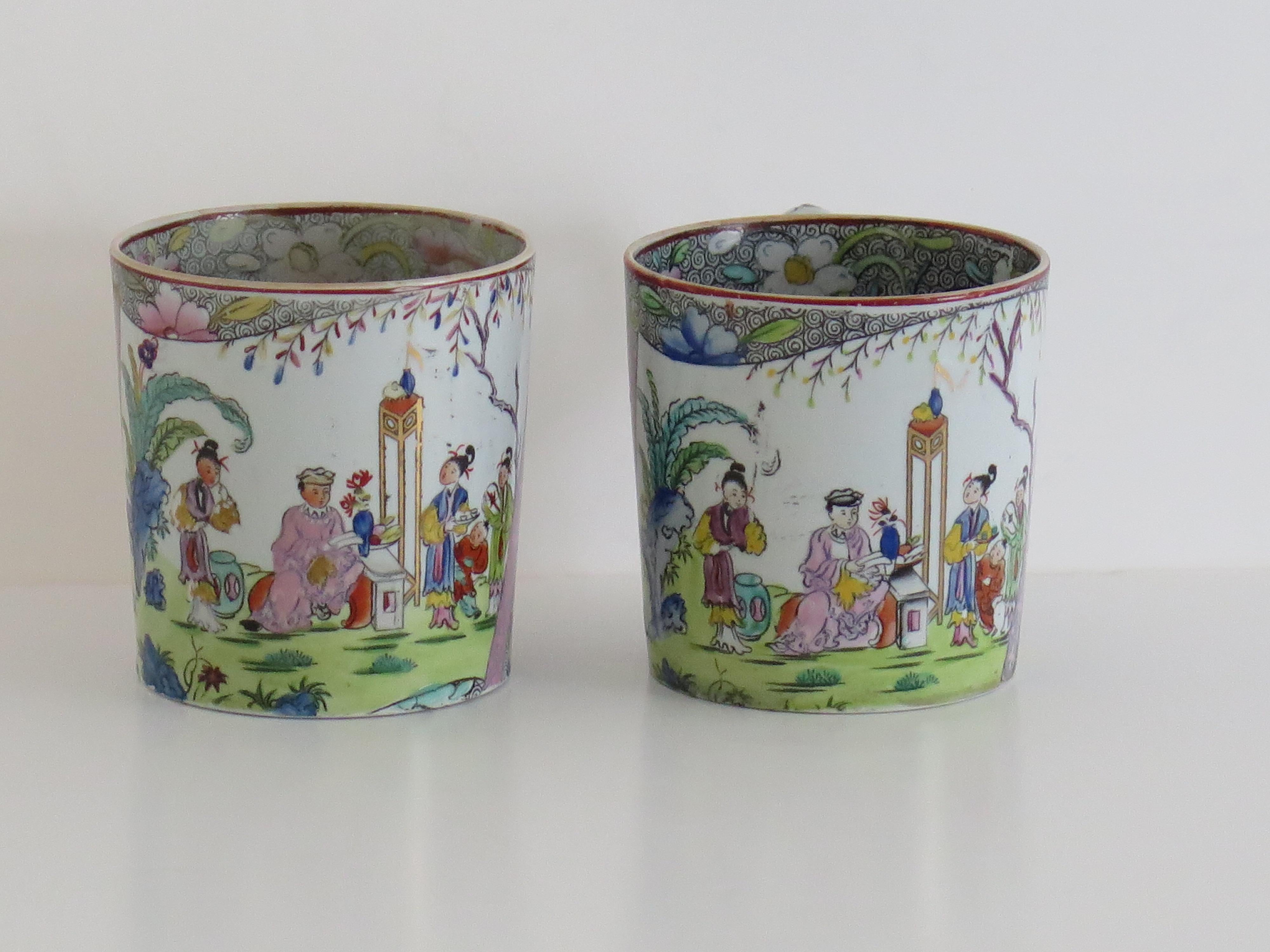 English Georgian Mason's PAIR of Mugs Ironstone in Chinese Scroll Ptn very rare, Ca 1818 For Sale