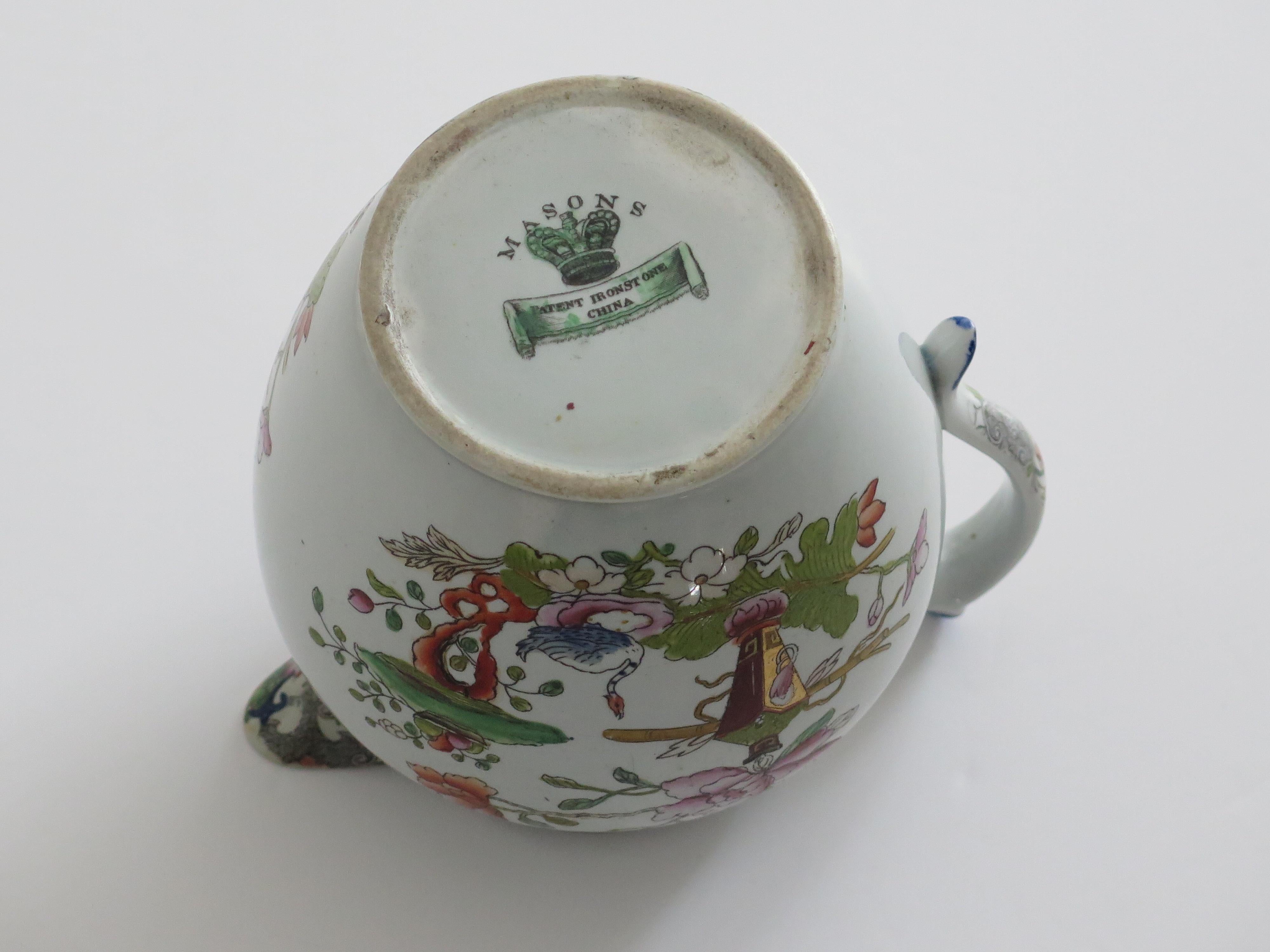 Pichet ou pichet en pierre de fer de style géorgien rare dans une table et un pot à fleurs, vers 1818 en vente 5