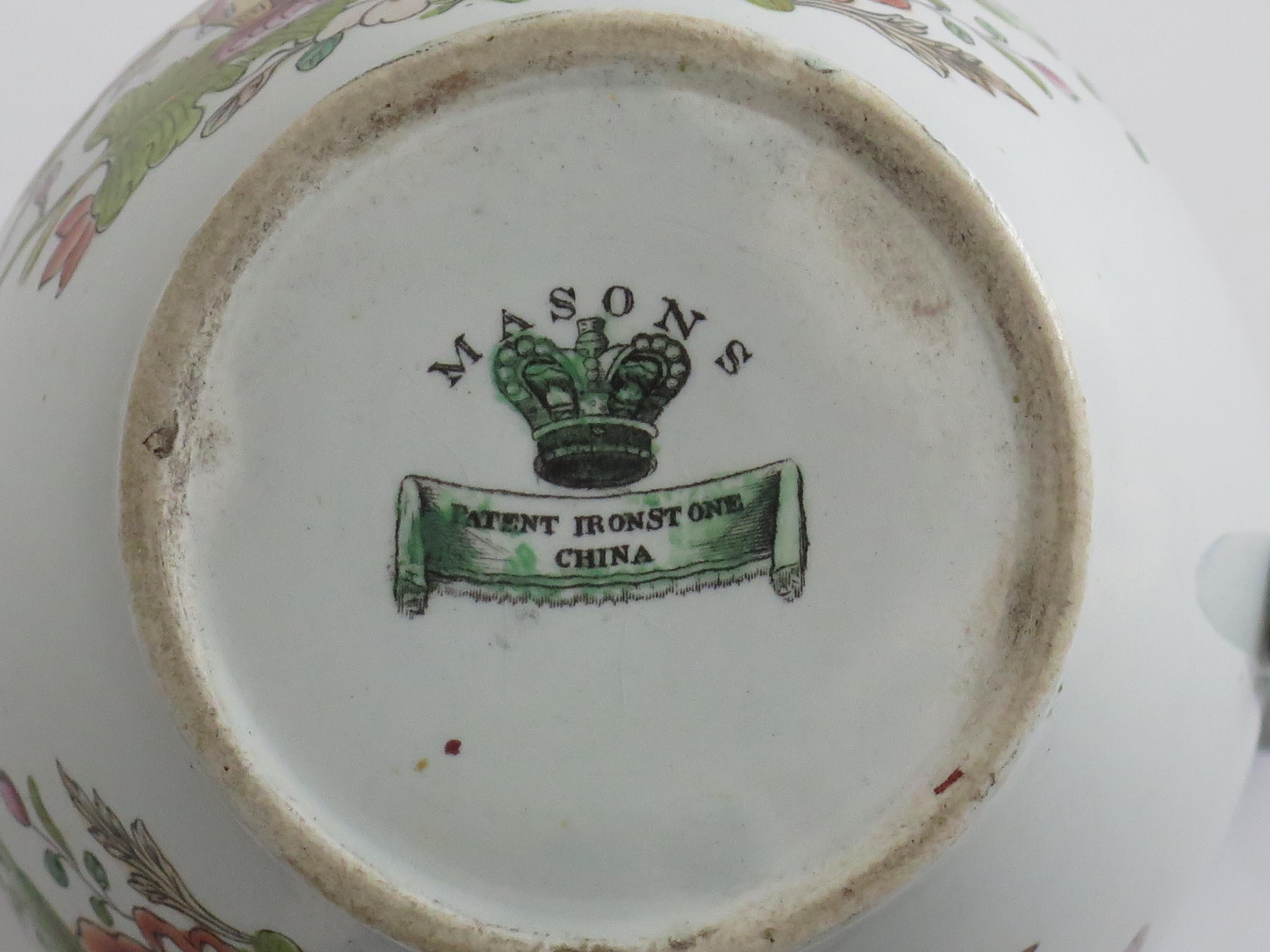 Pichet ou pichet en pierre de fer de style géorgien rare dans une table et un pot à fleurs, vers 1818 en vente 7