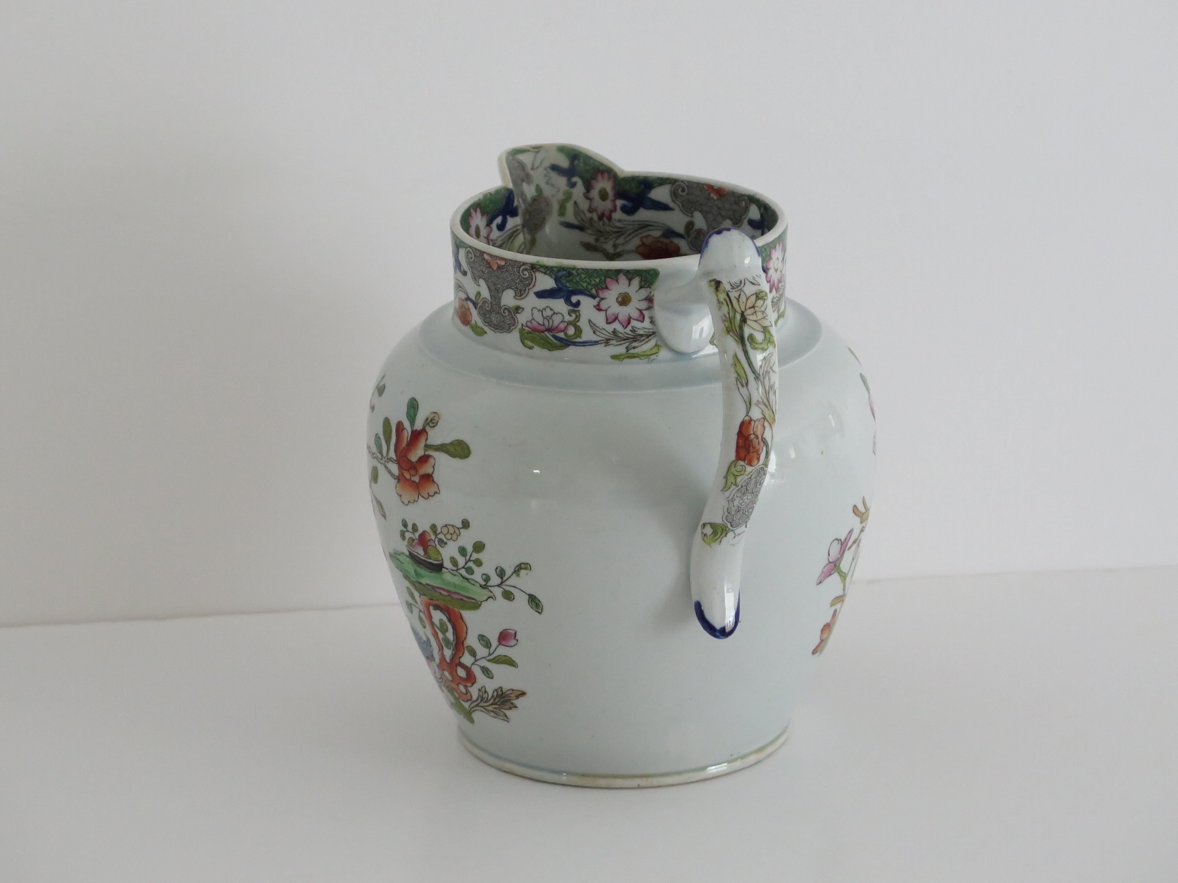 XIXe siècle Pichet ou pichet en pierre de fer de style géorgien rare dans une table et un pot à fleurs, vers 1818 en vente
