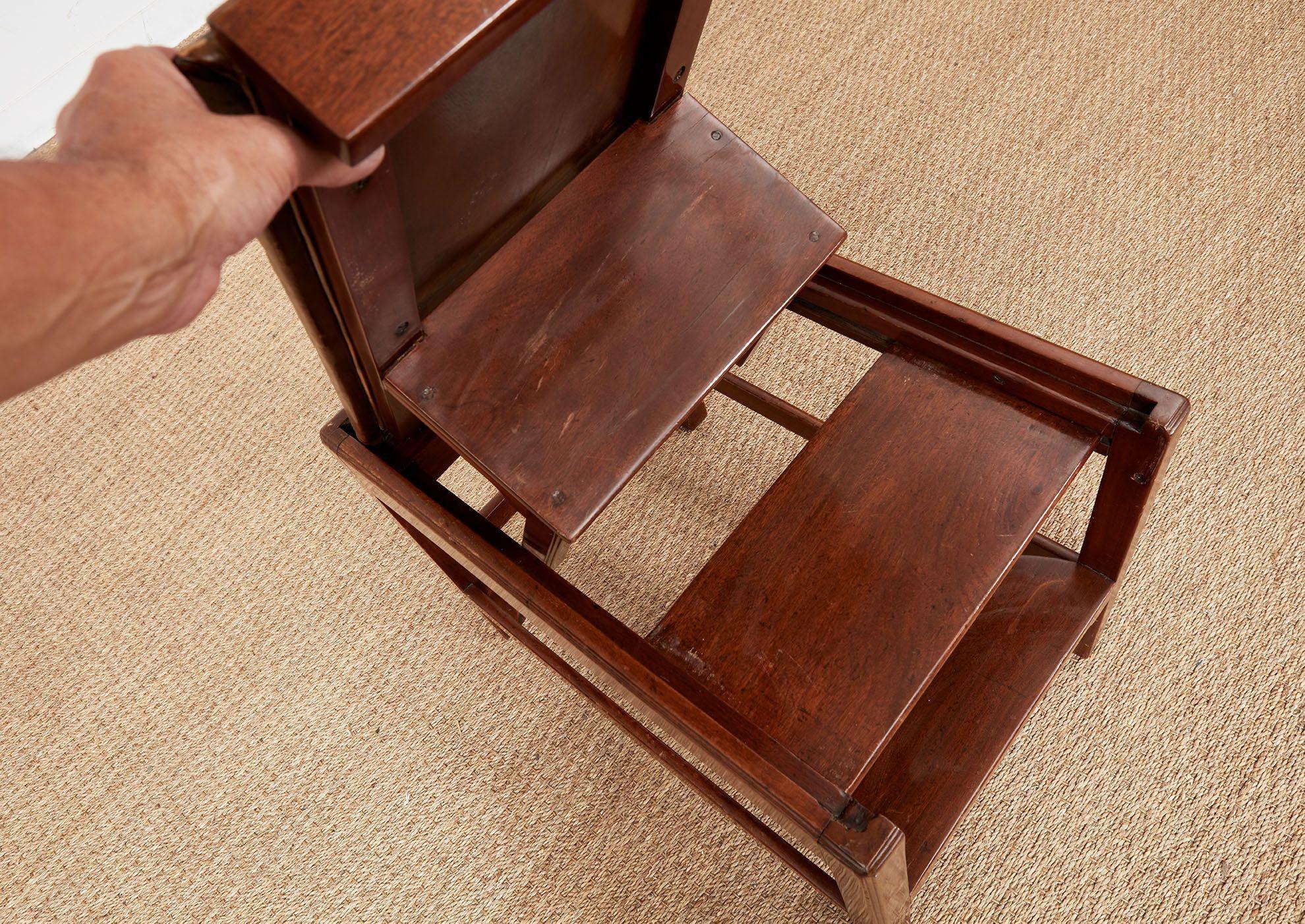 Georgian Metamorphic Library Steps/Stool In Good Condition For Sale In Greenwich, CT
