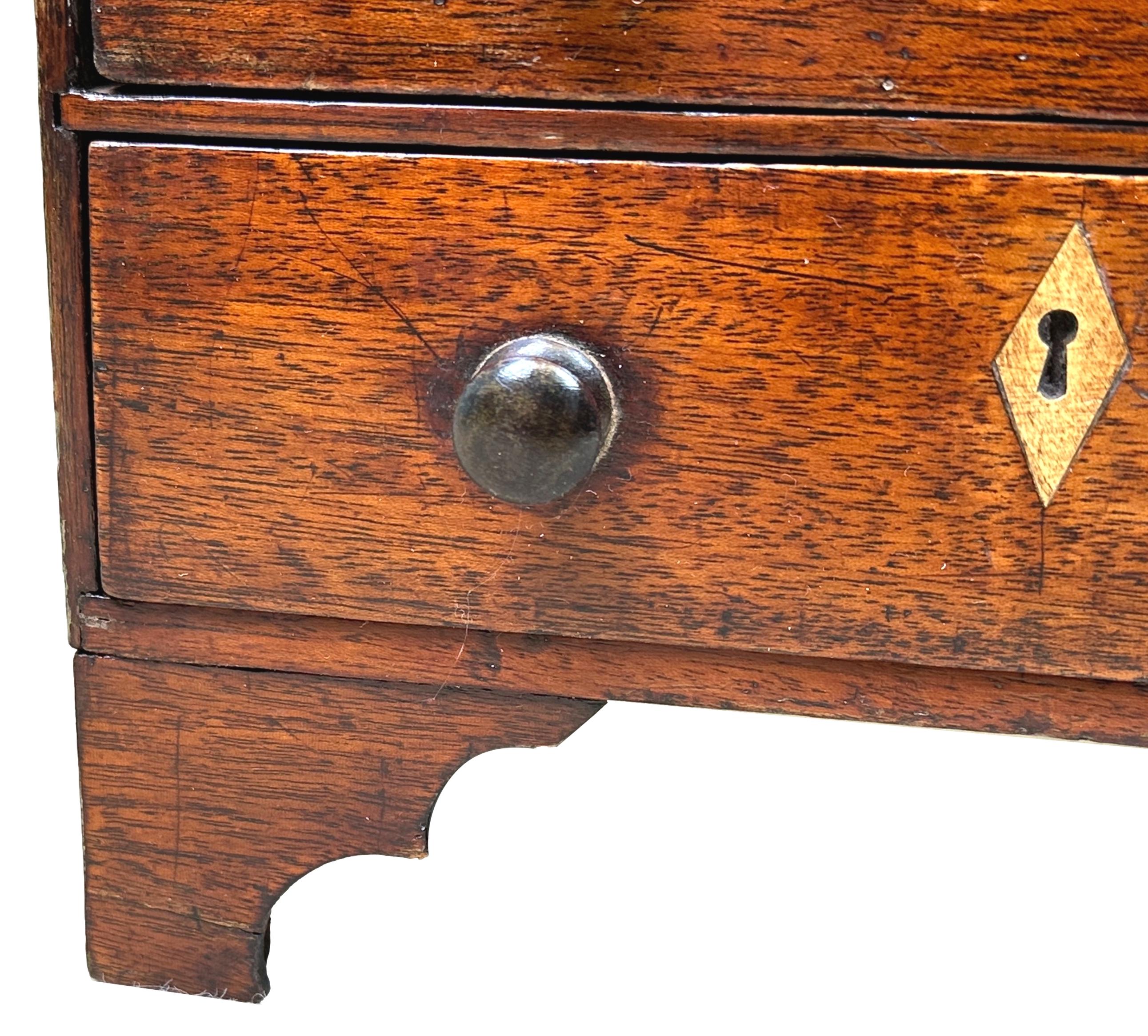 Georgian Miniature Mahogany Chest In Good Condition For Sale In Bedfordshire, GB