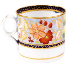 Tasse à café anglaise en porcelaine polychrome de style géorgien Newhall 18ème siècle