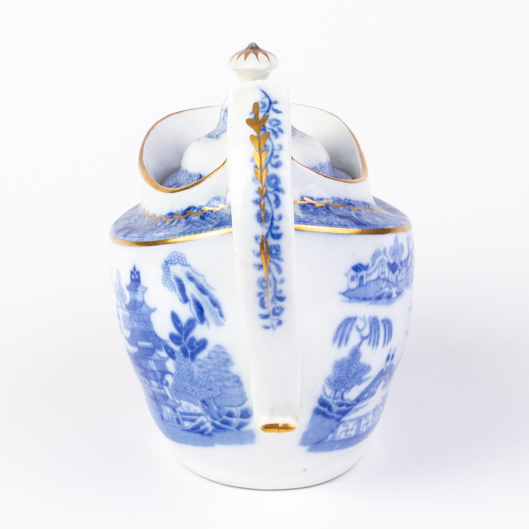 Georgian Newhall English Porcelain Blue Willow Teapot 18th Century  1
