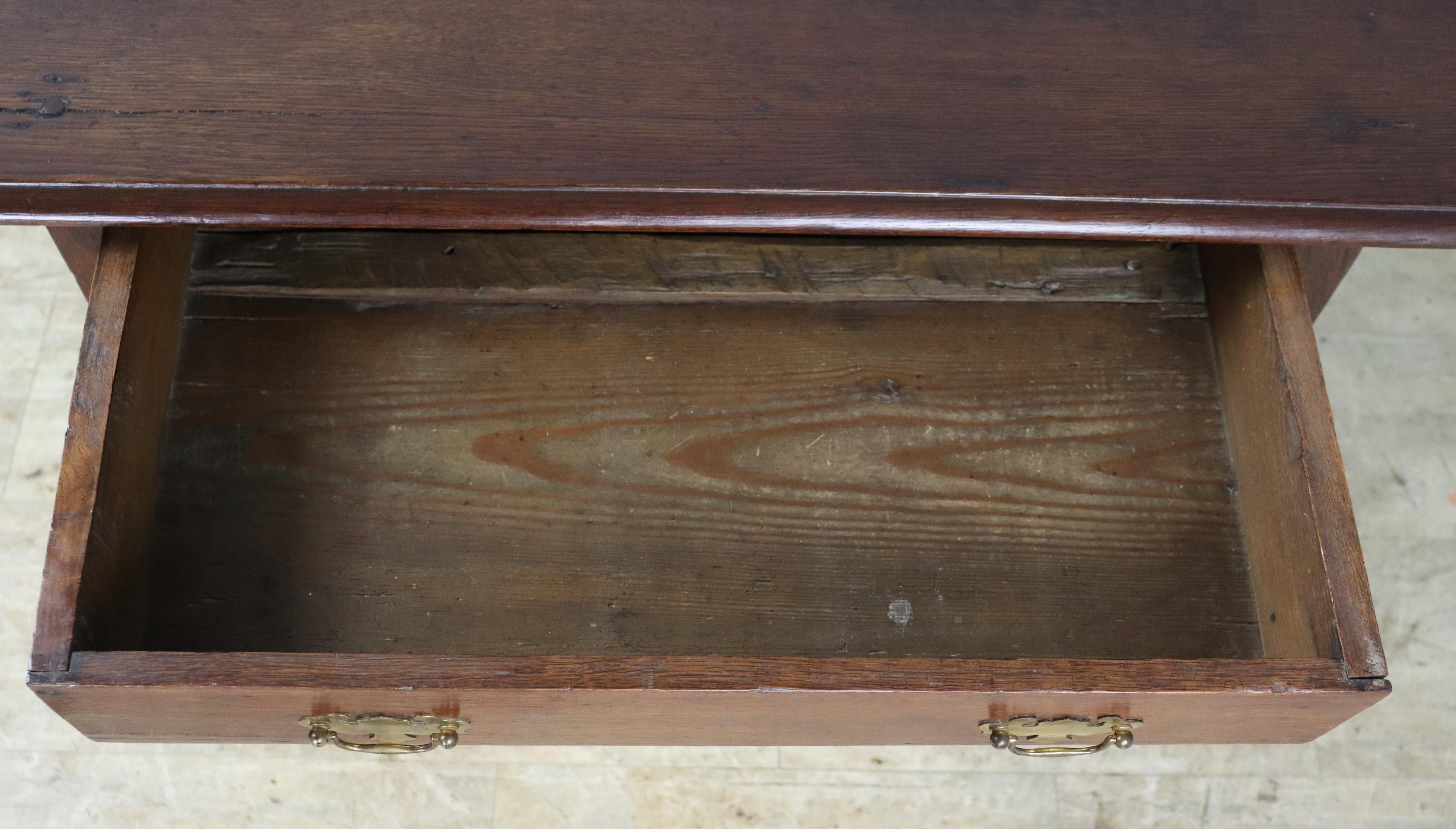 Georgian Oak 18th Century Side Table For Sale 8