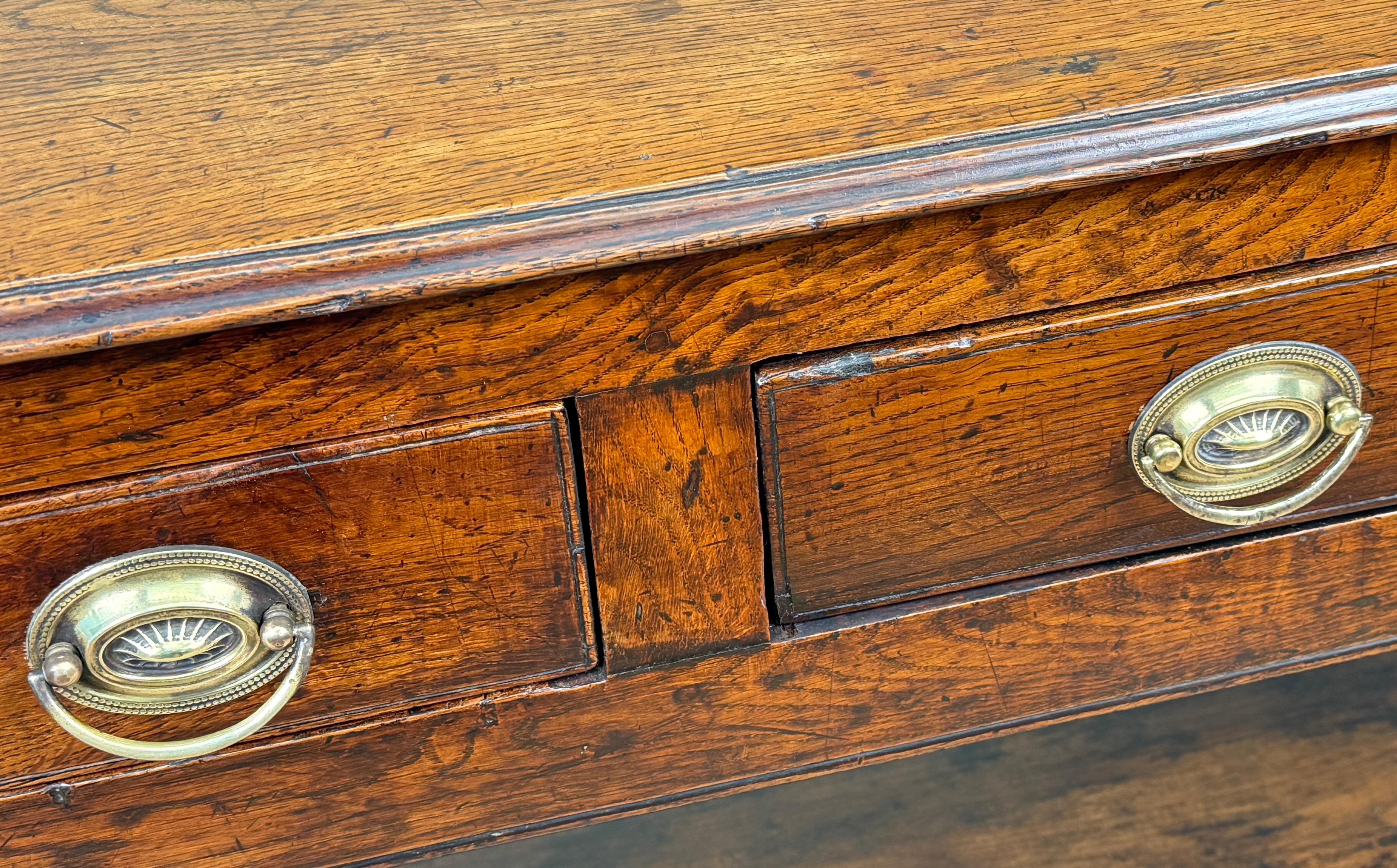 Georgian Oak 18th Century Small Dresser Base Sideboard For Sale 2