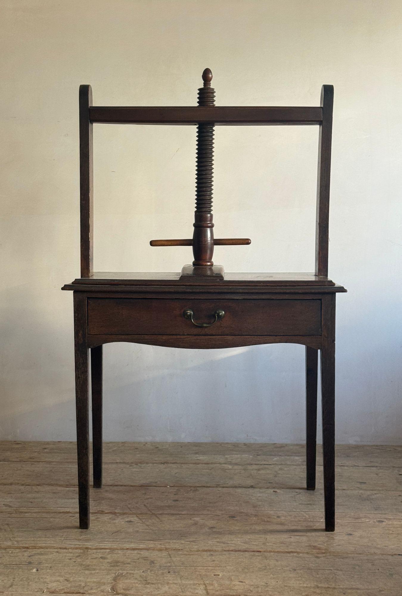 Georgian oak book press table For Sale 5