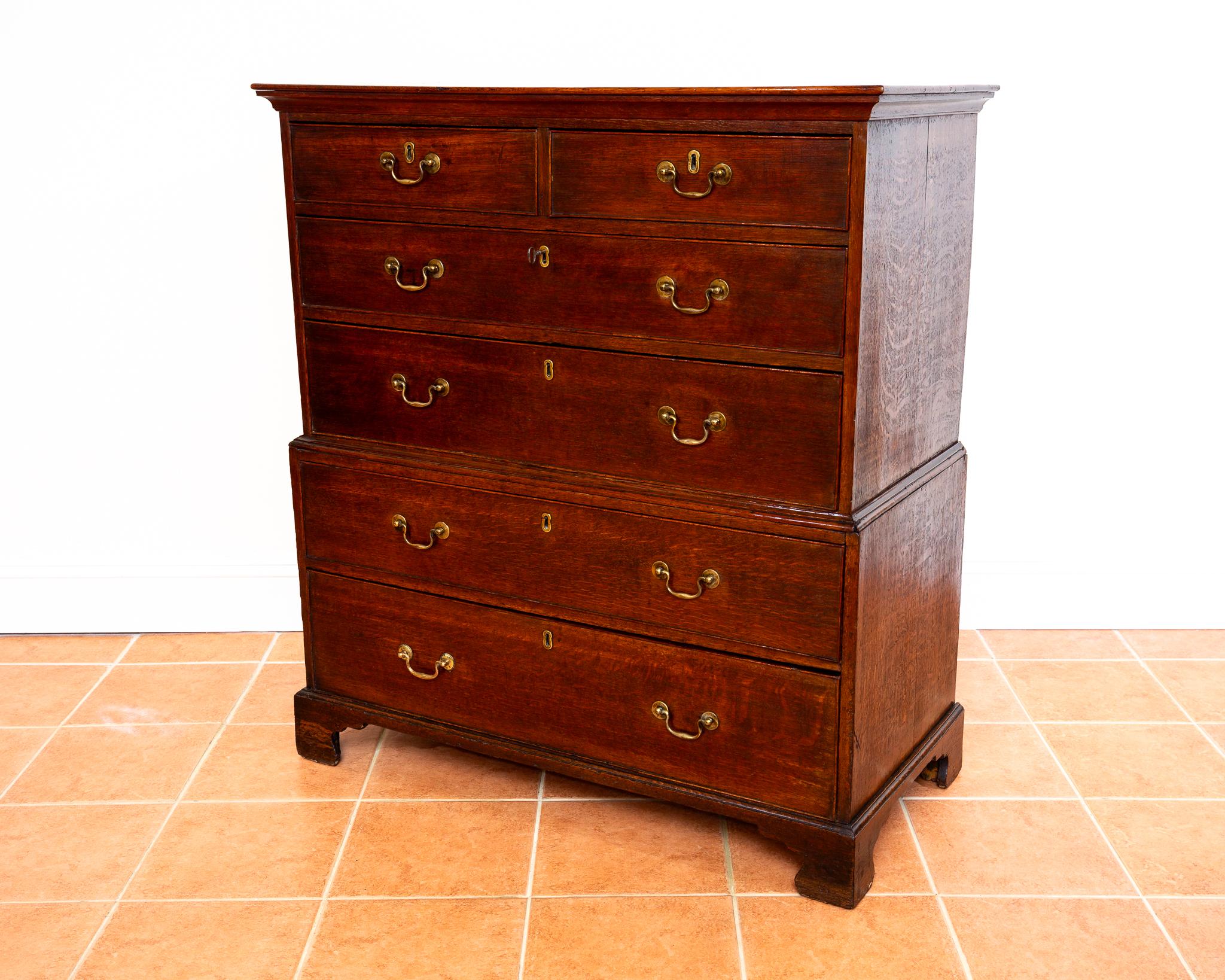 Pecho de roble georgiano en el pecho de cajones 1750 Antiguo Tallboy Country Farmhouse en venta 4