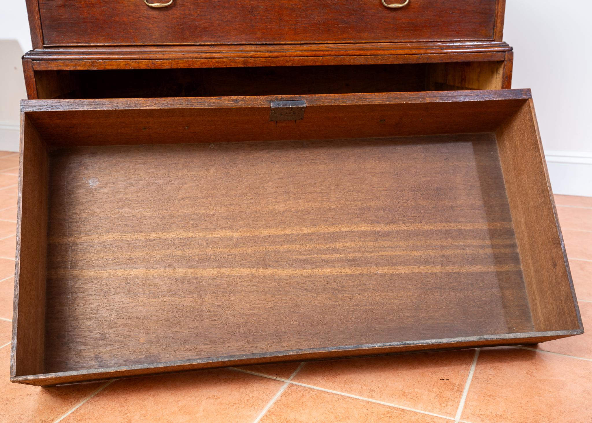 Pecho de roble georgiano en el pecho de cajones 1750 Antiguo Tallboy Country Farmhouse siglo XVIII en venta
