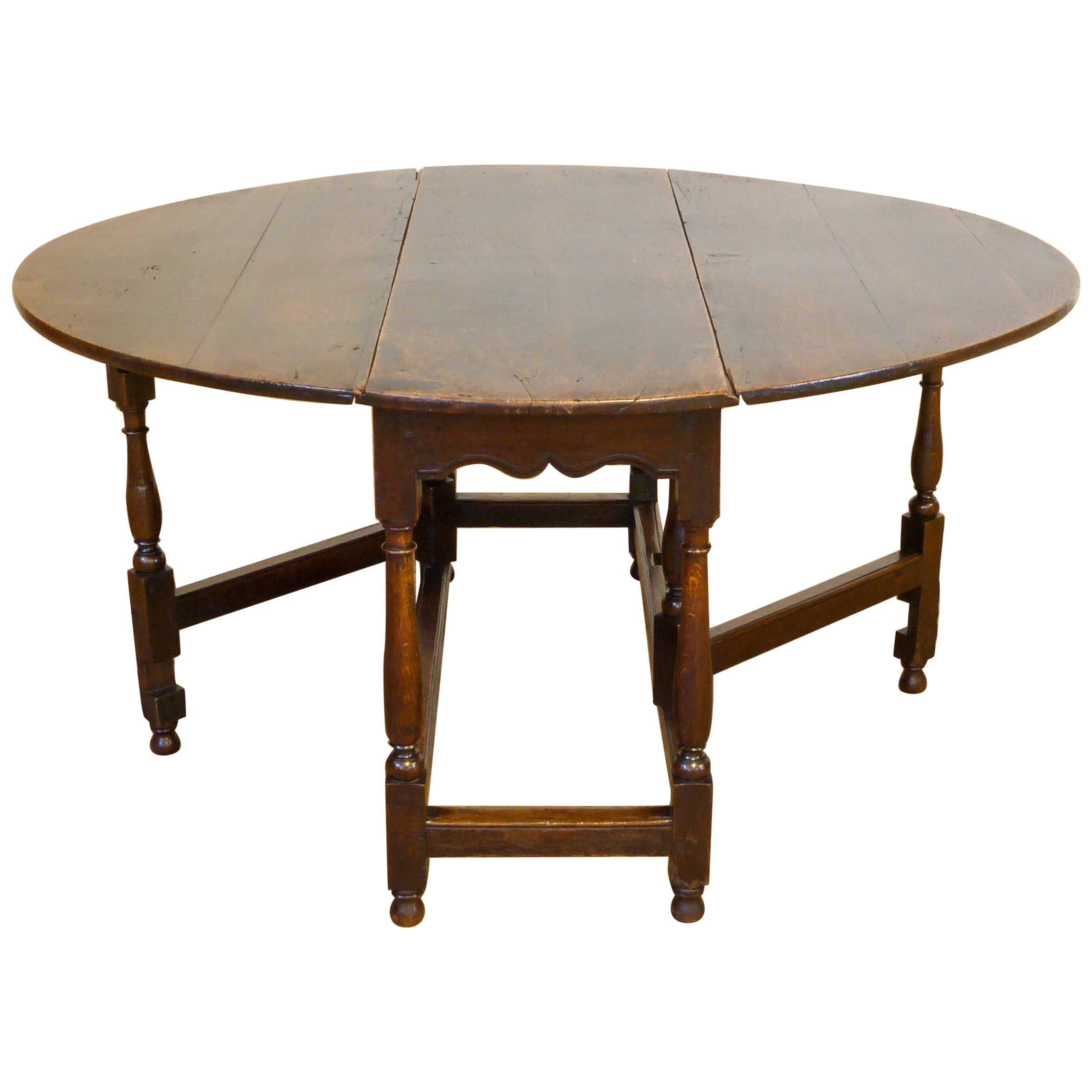 Large Oak Gateleg Table For Sale at 1stDibs