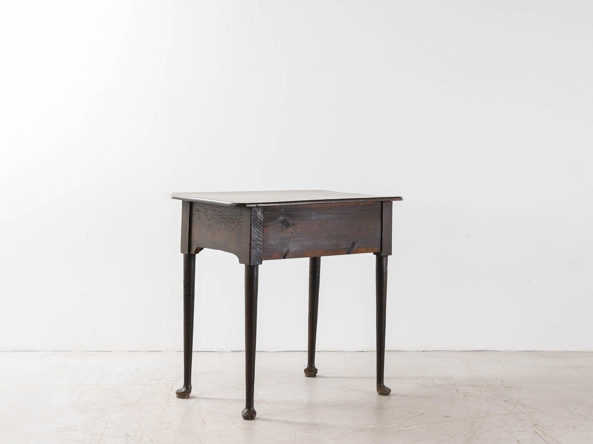 Georgian Oak Lowboy siglo XVIII y antes en venta