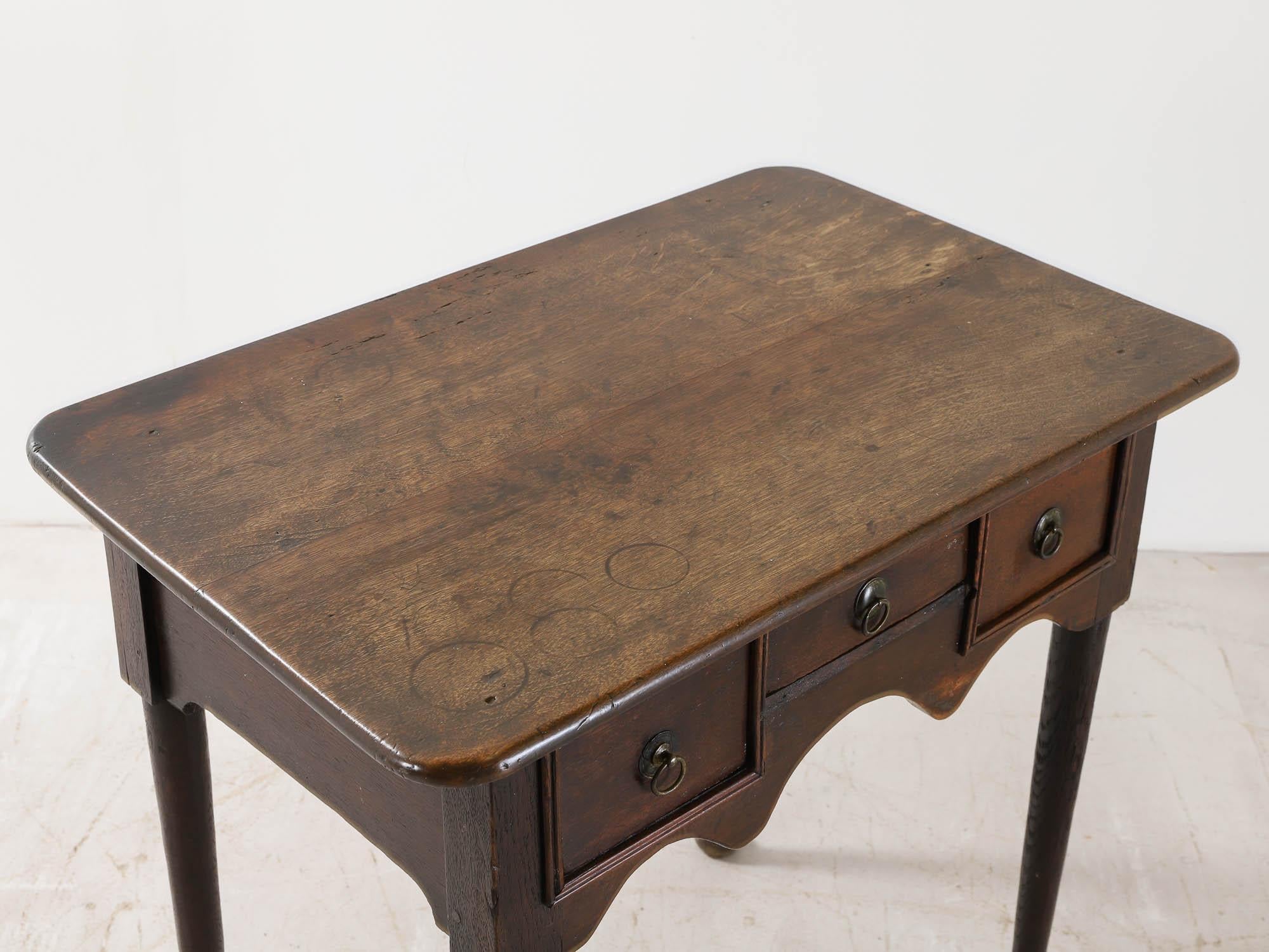 Georgian Oak Lowboy Roble en venta