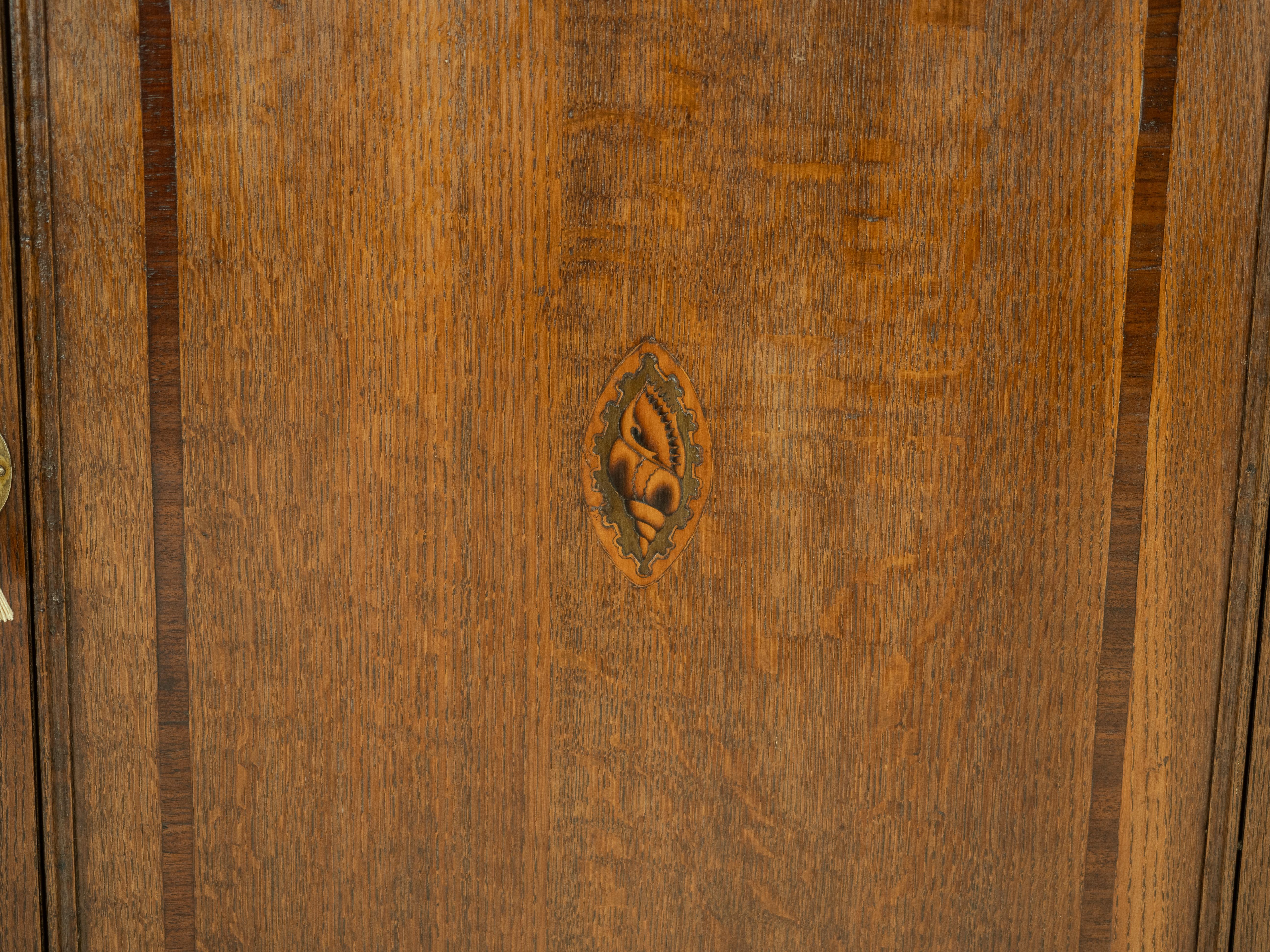 Georgian Oak Mahogany Inlaid Wall-Hanging Corner Cupboard Late c18th George III For Sale 5