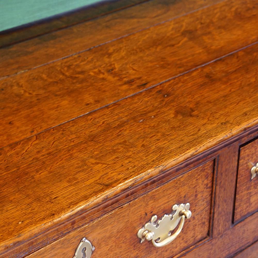 Georgian Oak North Country Dresser In Excellent Condition In Salisbury, Wiltshire