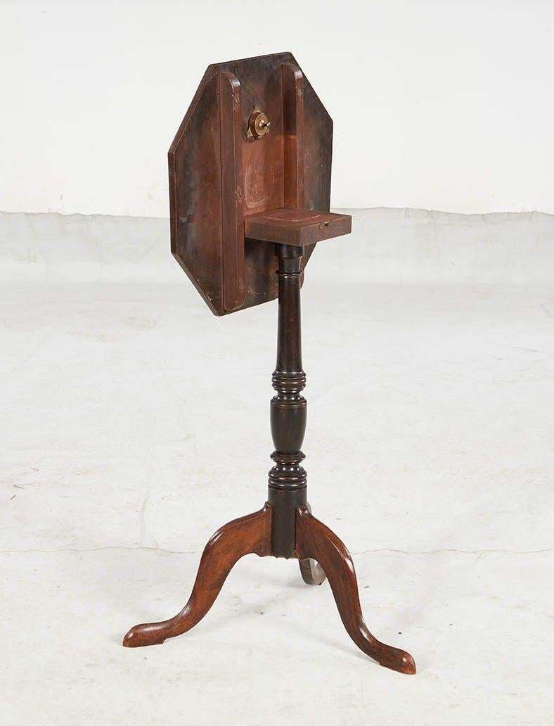 18th Century and Earlier Georgian Octagonal Mahogany Stand For Sale