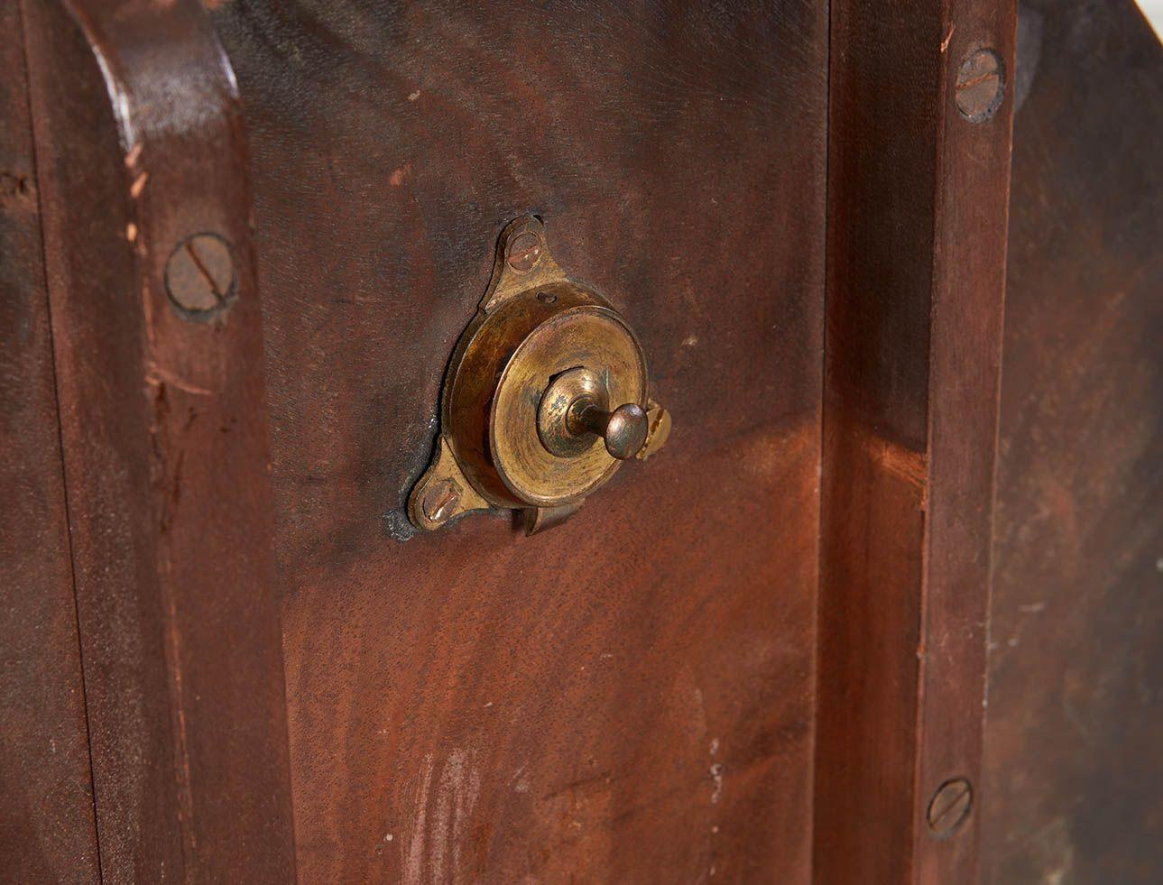 Georgian Octagonal Mahogany Stand For Sale 1