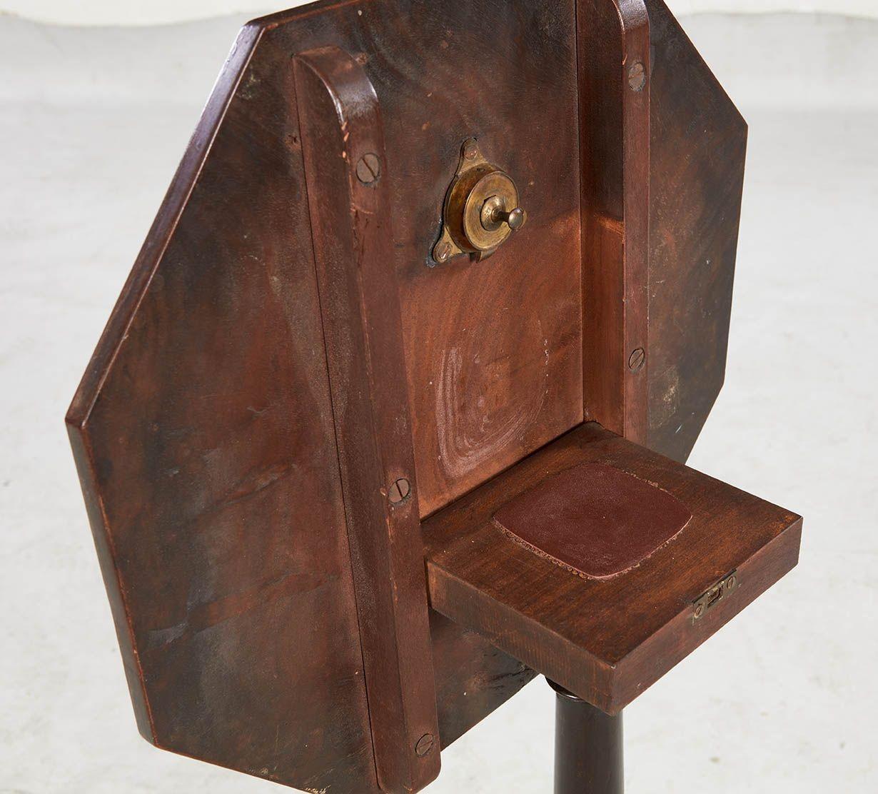 Georgian Octagonal Mahogany Stand For Sale 3