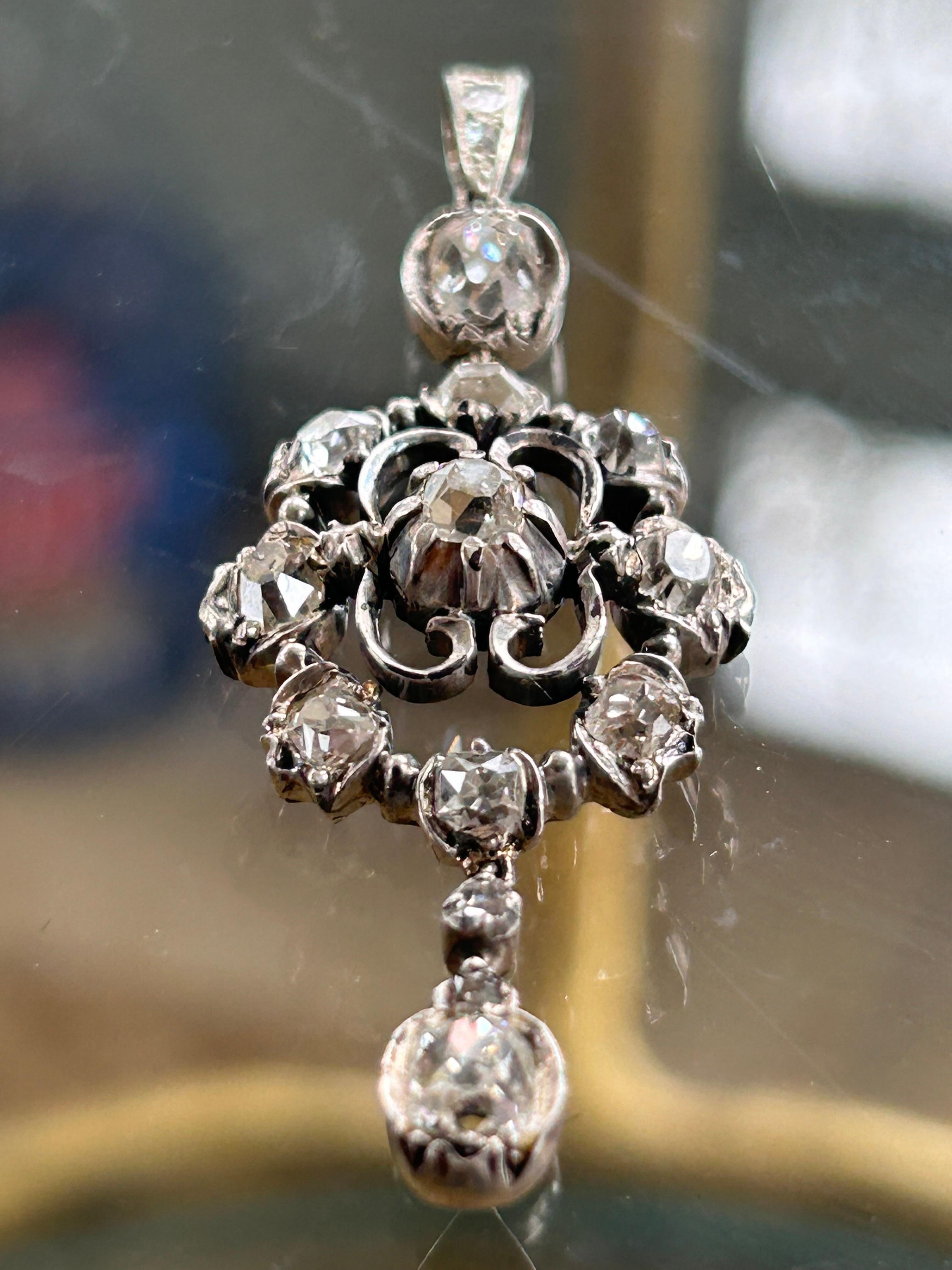 Georgian style Antique Old Mine Cut Diamond Chandelier Pendant 2.5-3 ctw For Sale 4