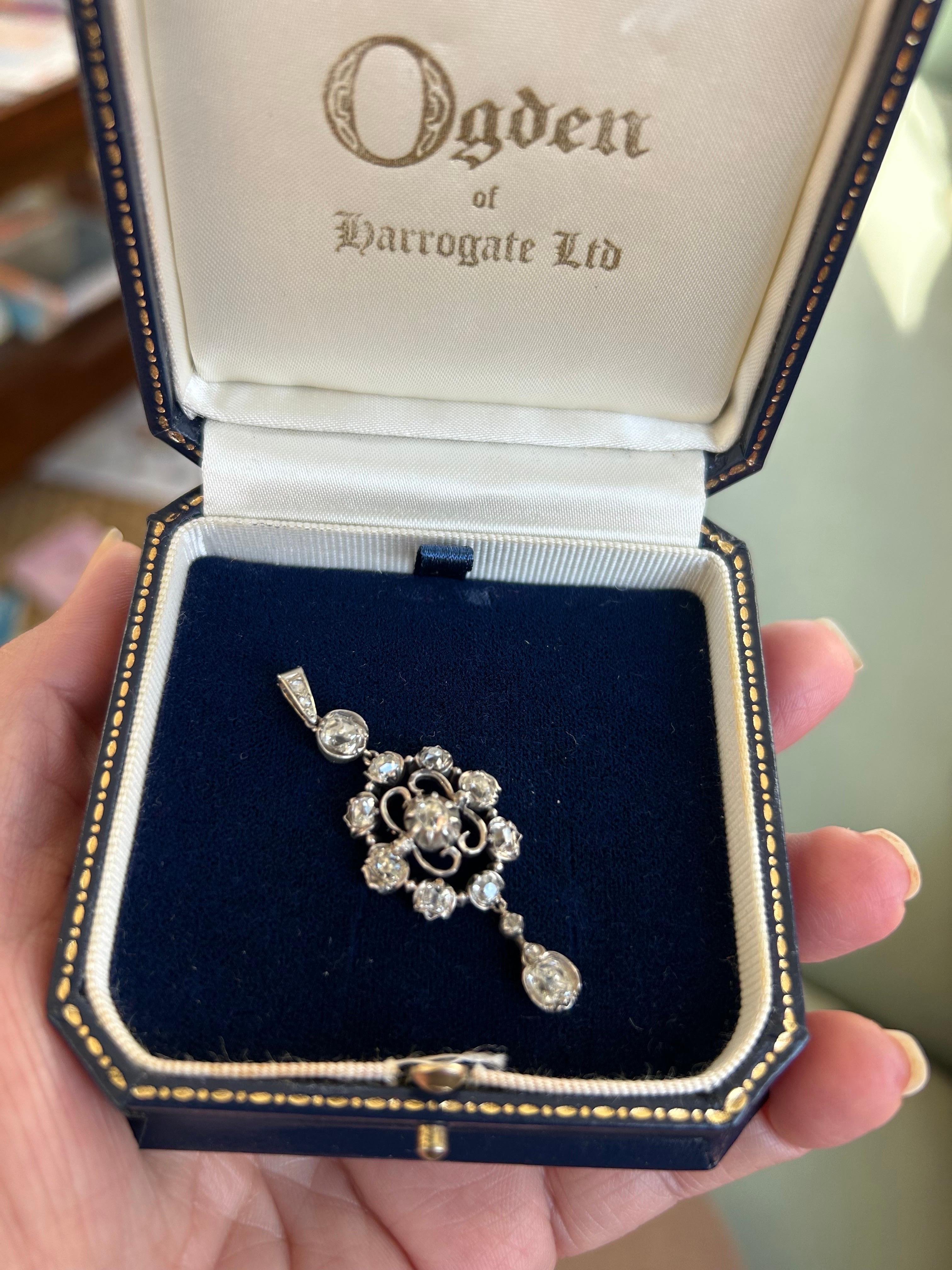 Women's Georgian style Antique Old Mine Cut Diamond Chandelier Pendant 2.5-3 ctw For Sale