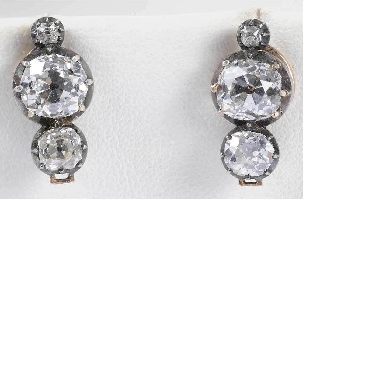 Georgian Old Mine Cut Diamond Convertible Ear Pendants In Excellent Condition In New York, NY