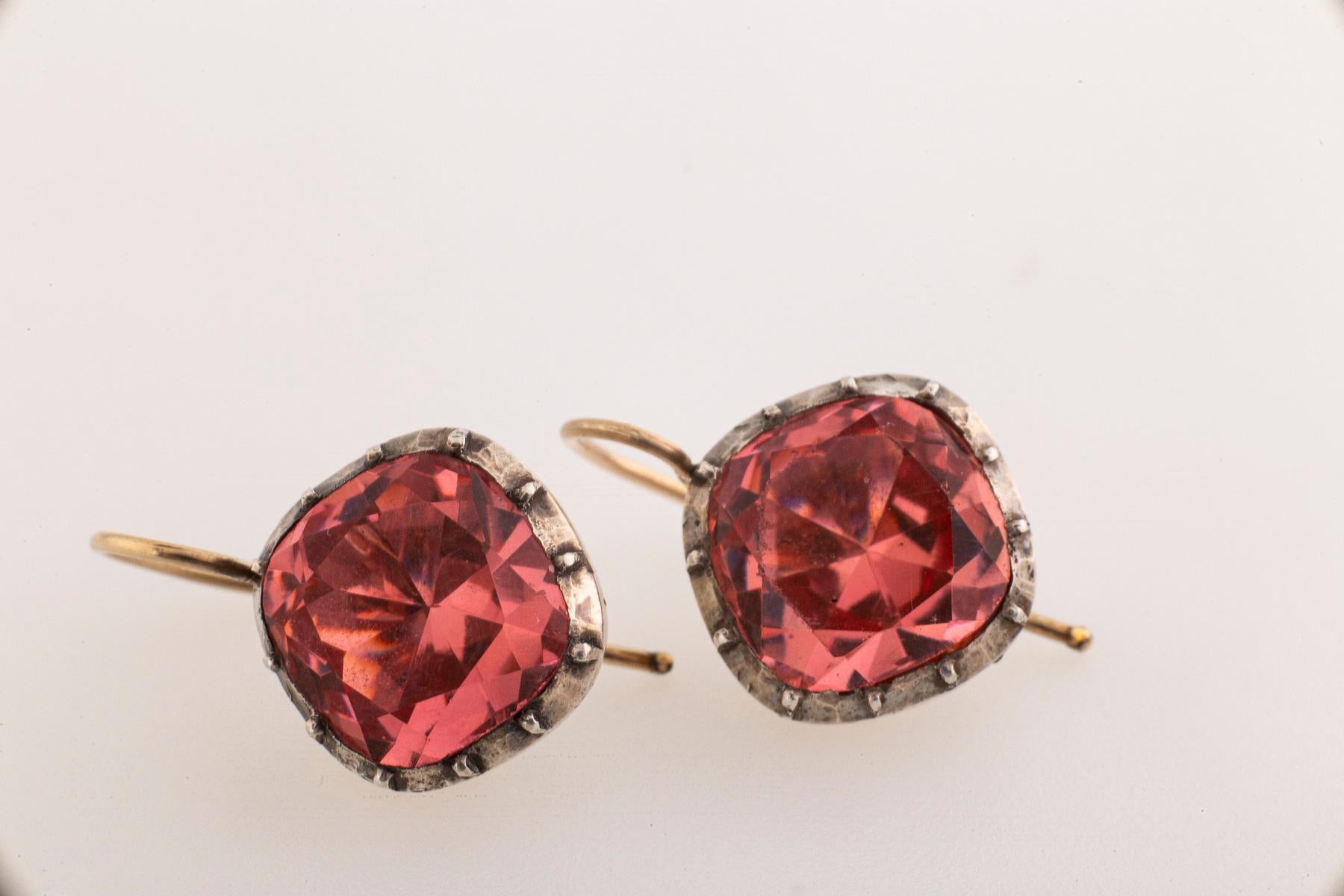 Georgian Orange Paste Drop Earrings c.1820 In Excellent Condition In Stamford, CT