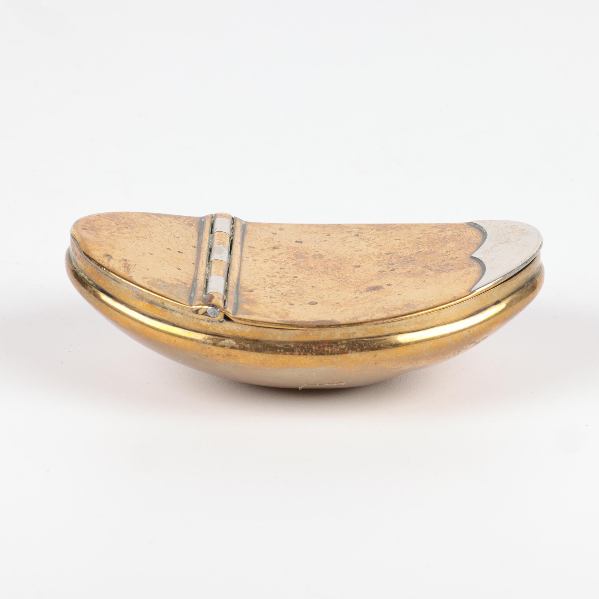 Georgian Oval Silver Mounted Brass Pocket Snuff Box For Sale 7