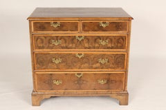 Georgian Oyster Burl Chest of Drawers