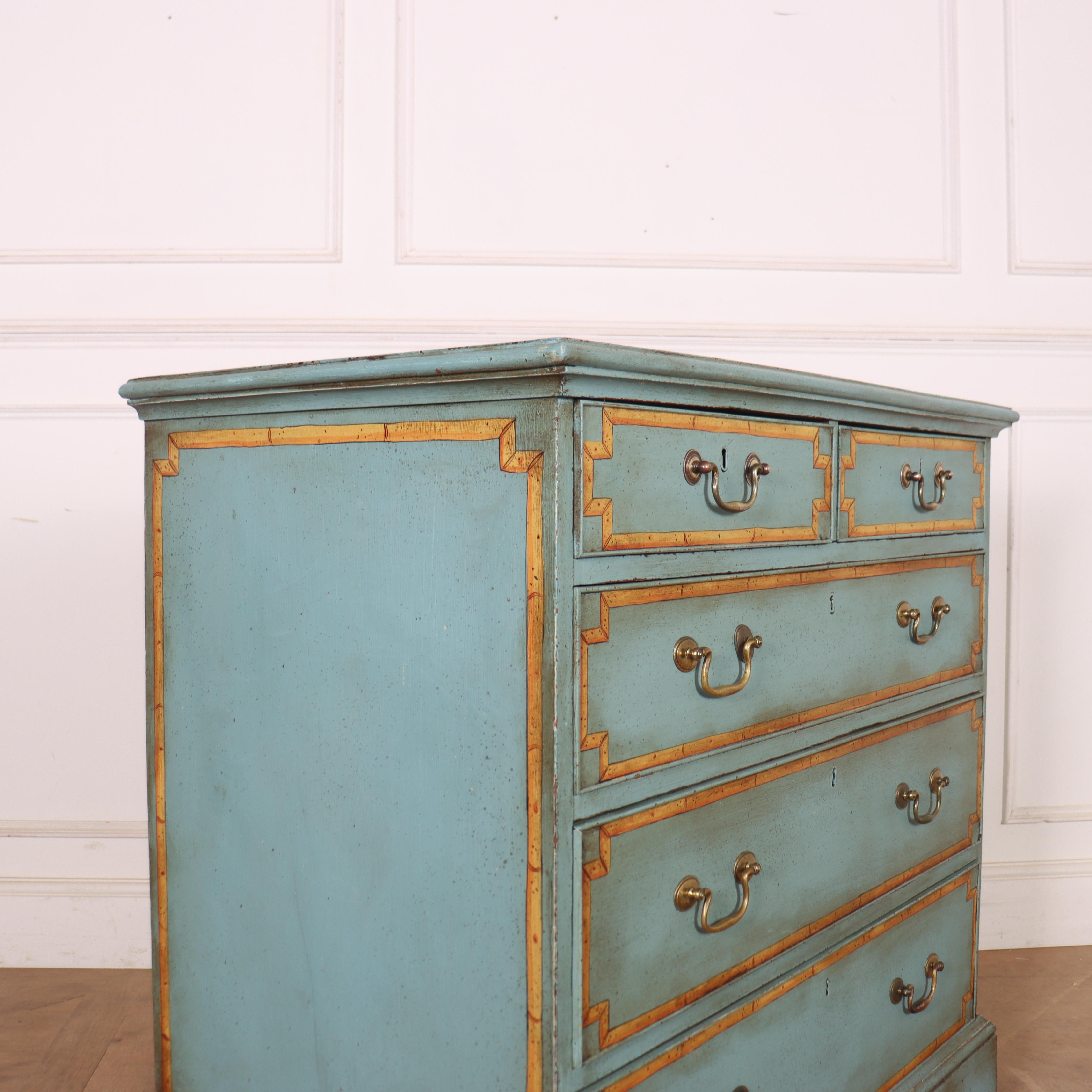 Georgian Painted Chest of Drawers For Sale 2